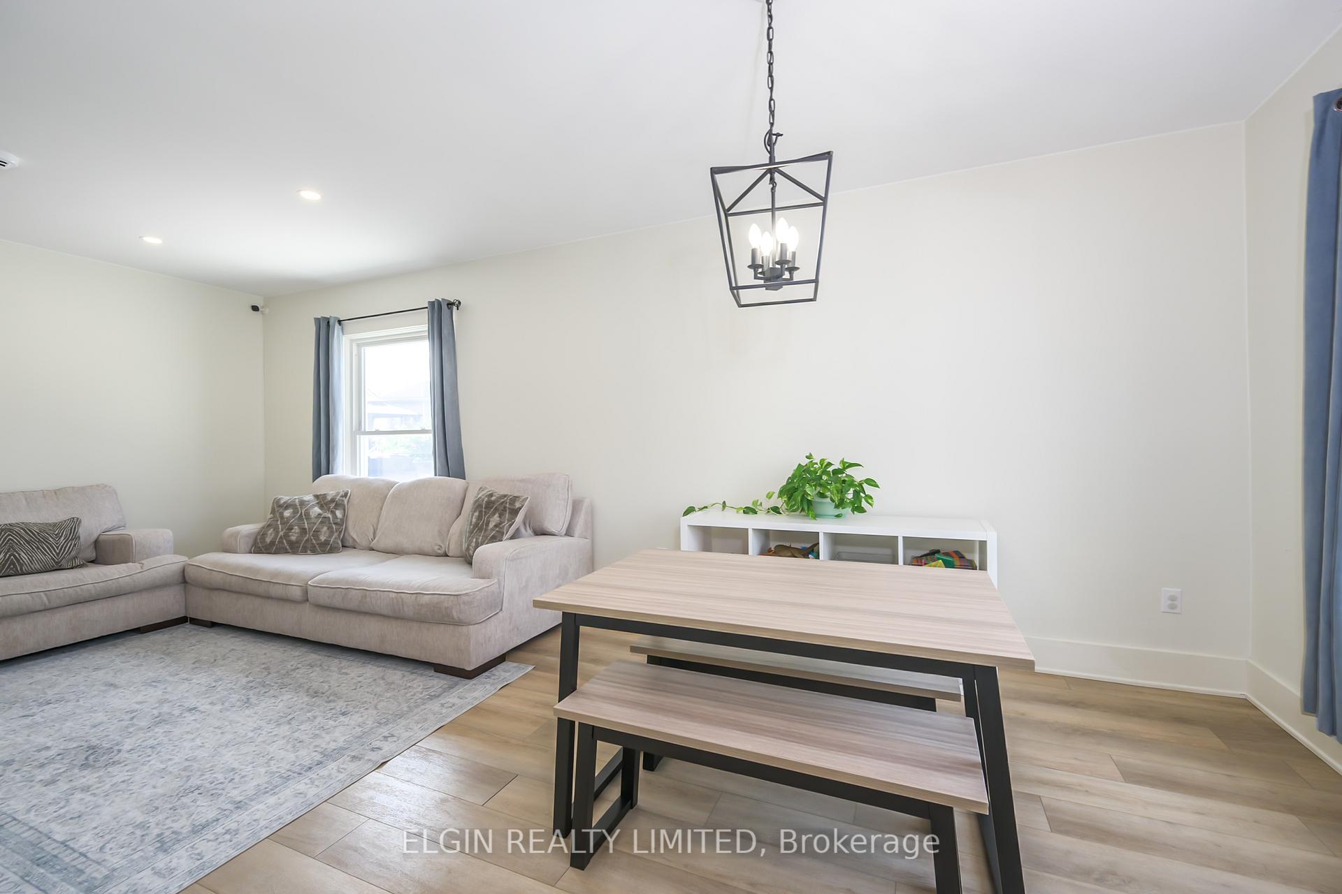 Photo 20 of 133 Balaclava Street, St. Thomas — HOMEH