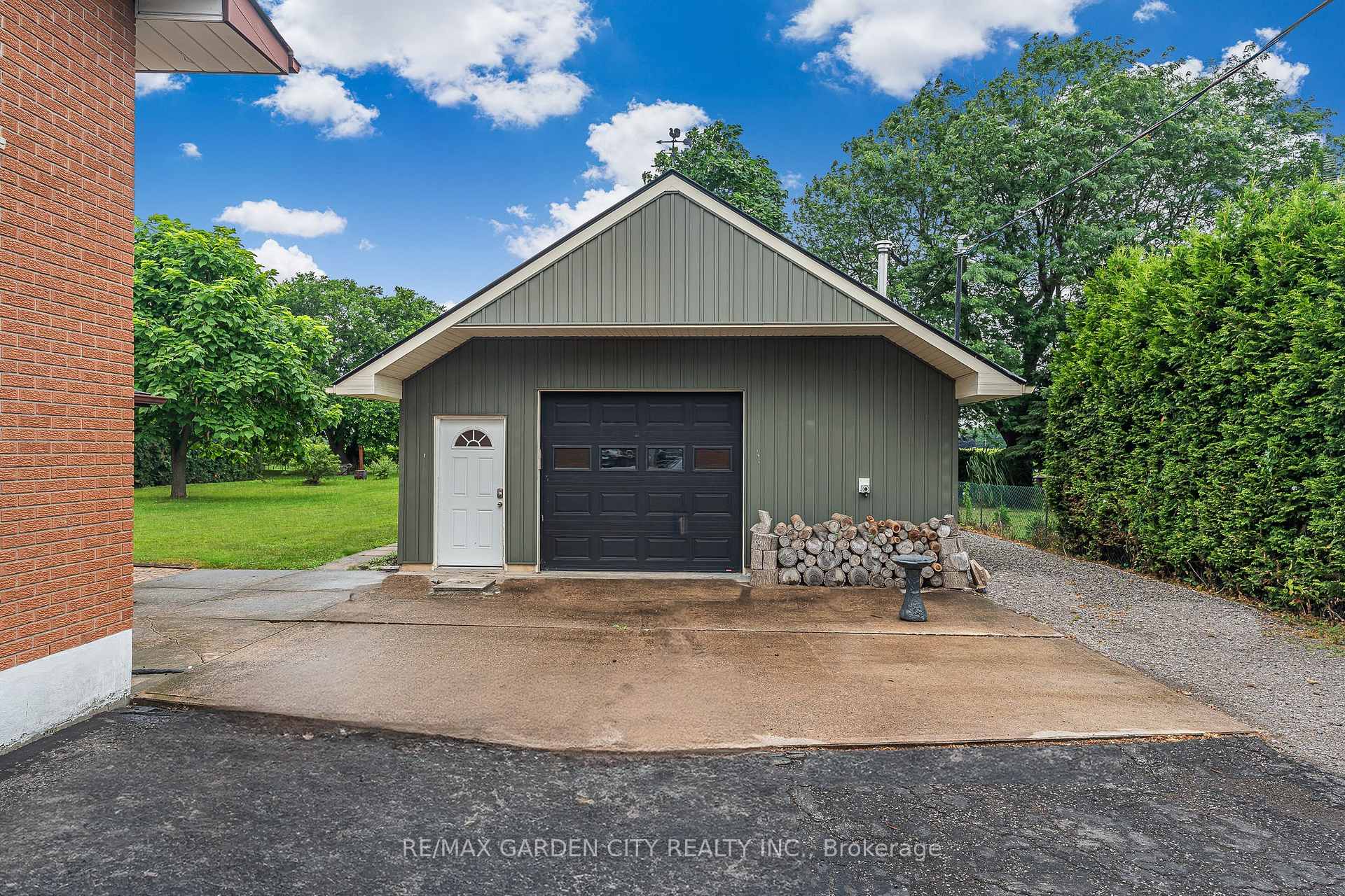 Photo 31 of 1787 Third Street, St. Catharines, Rural Fourth — HOMEH