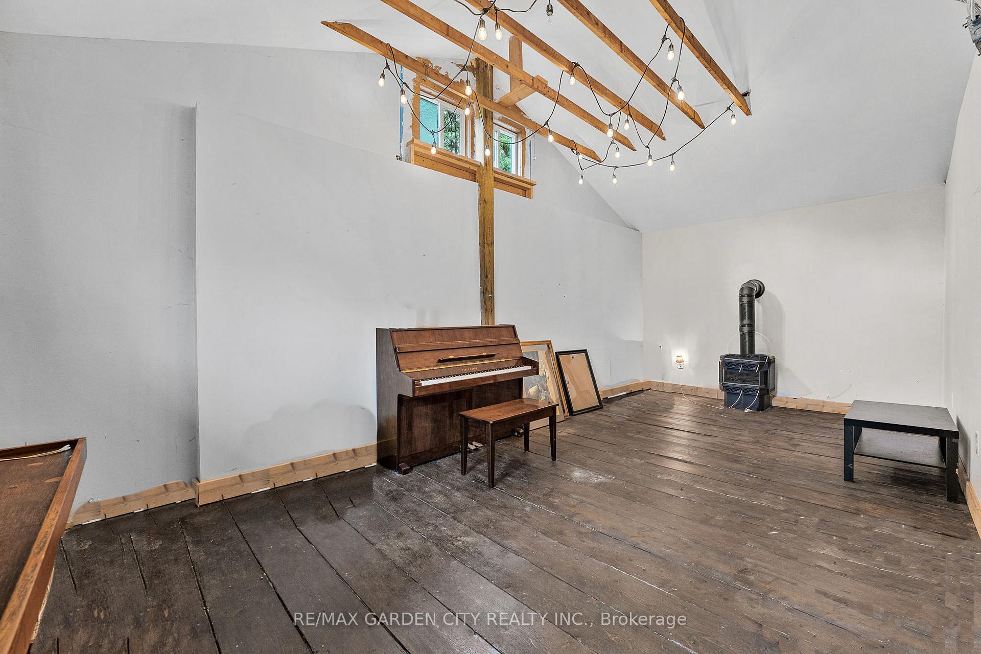 Photo 33 of 1787 Third Street, St. Catharines, Rural Fourth — HOMEH