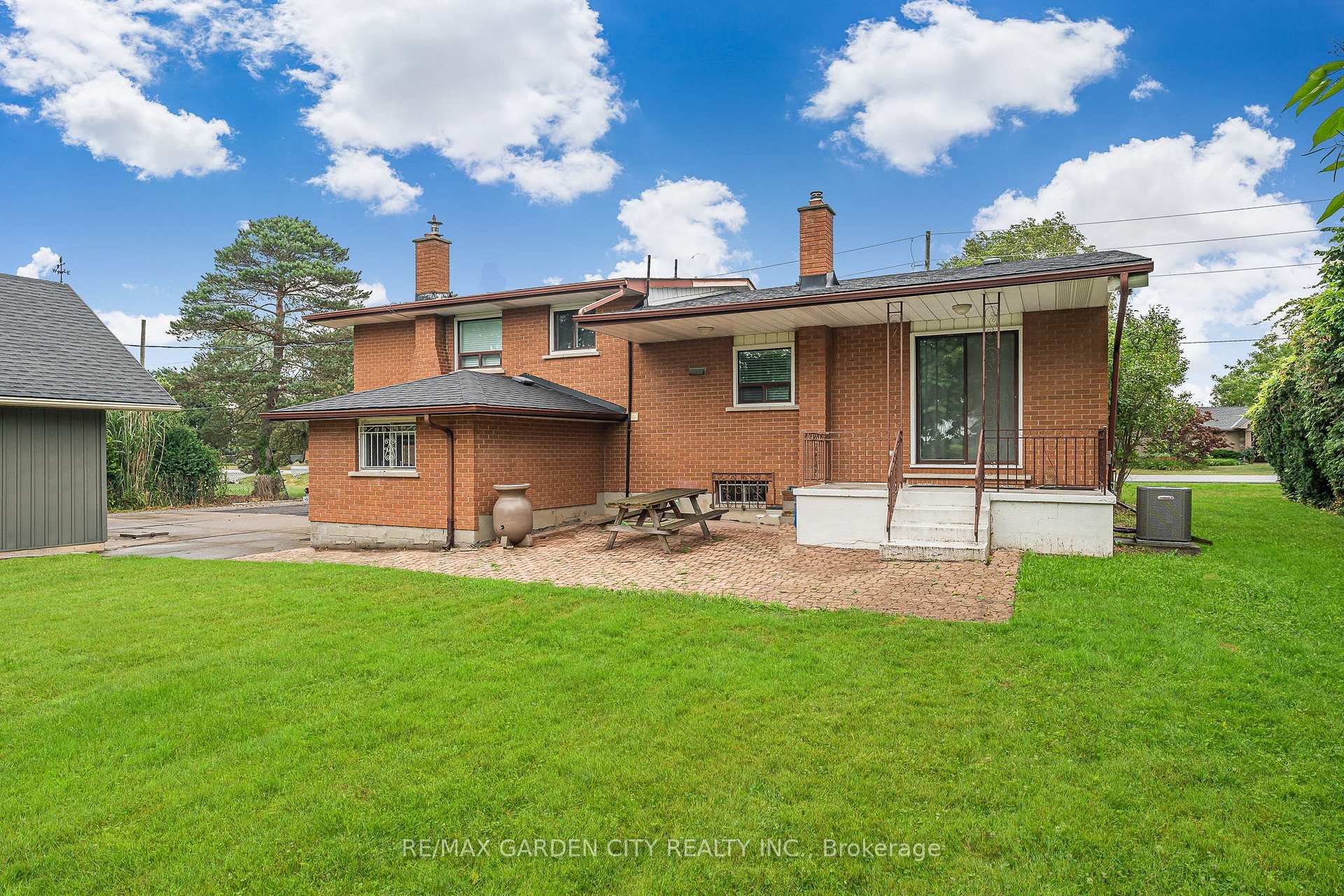 Photo 34 of 1787 Third Street, St. Catharines, Rural Fourth — HOMEH