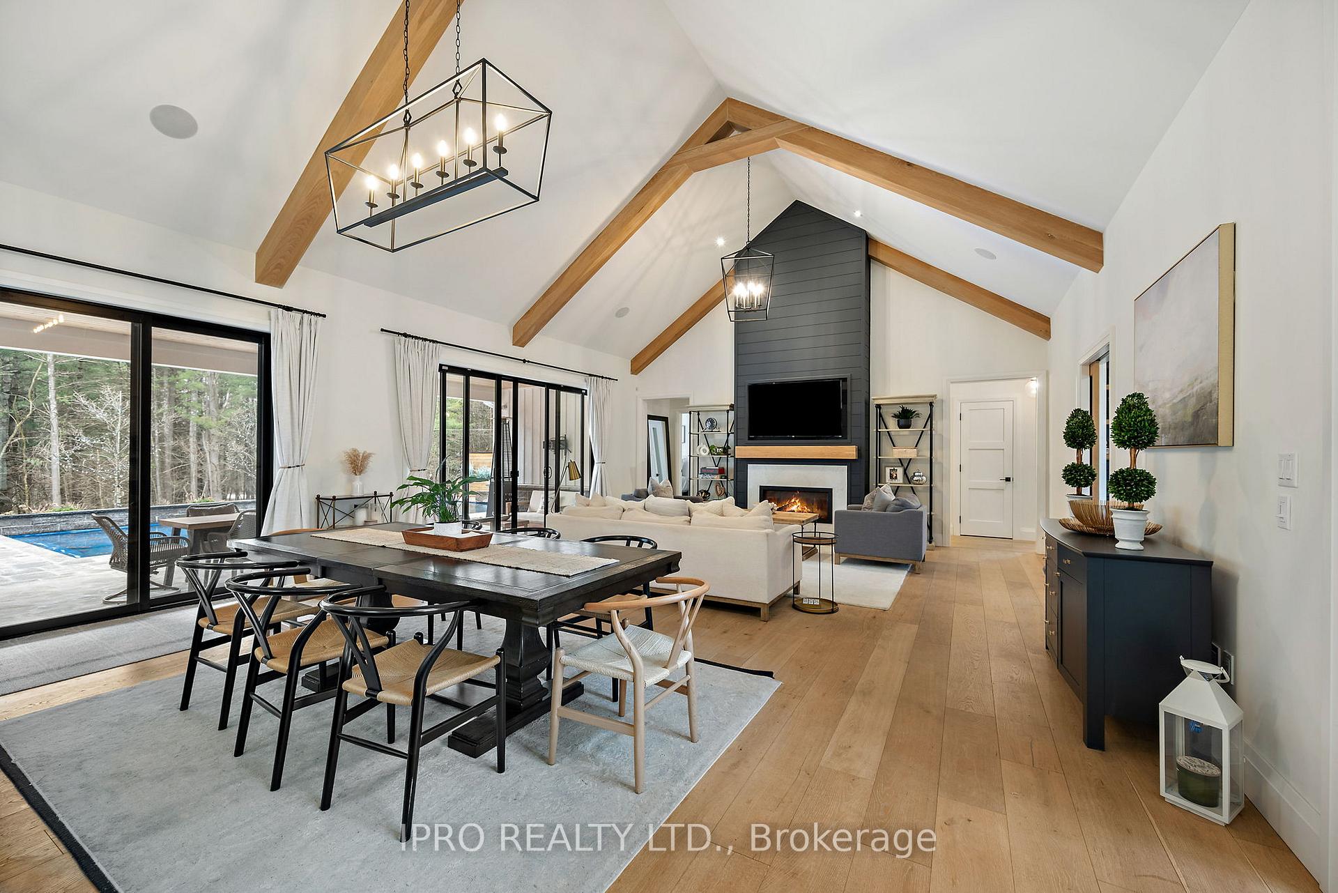 Photo 3 of 1 Gallagher Crescent, Springwater, Midhurst — HOMEH