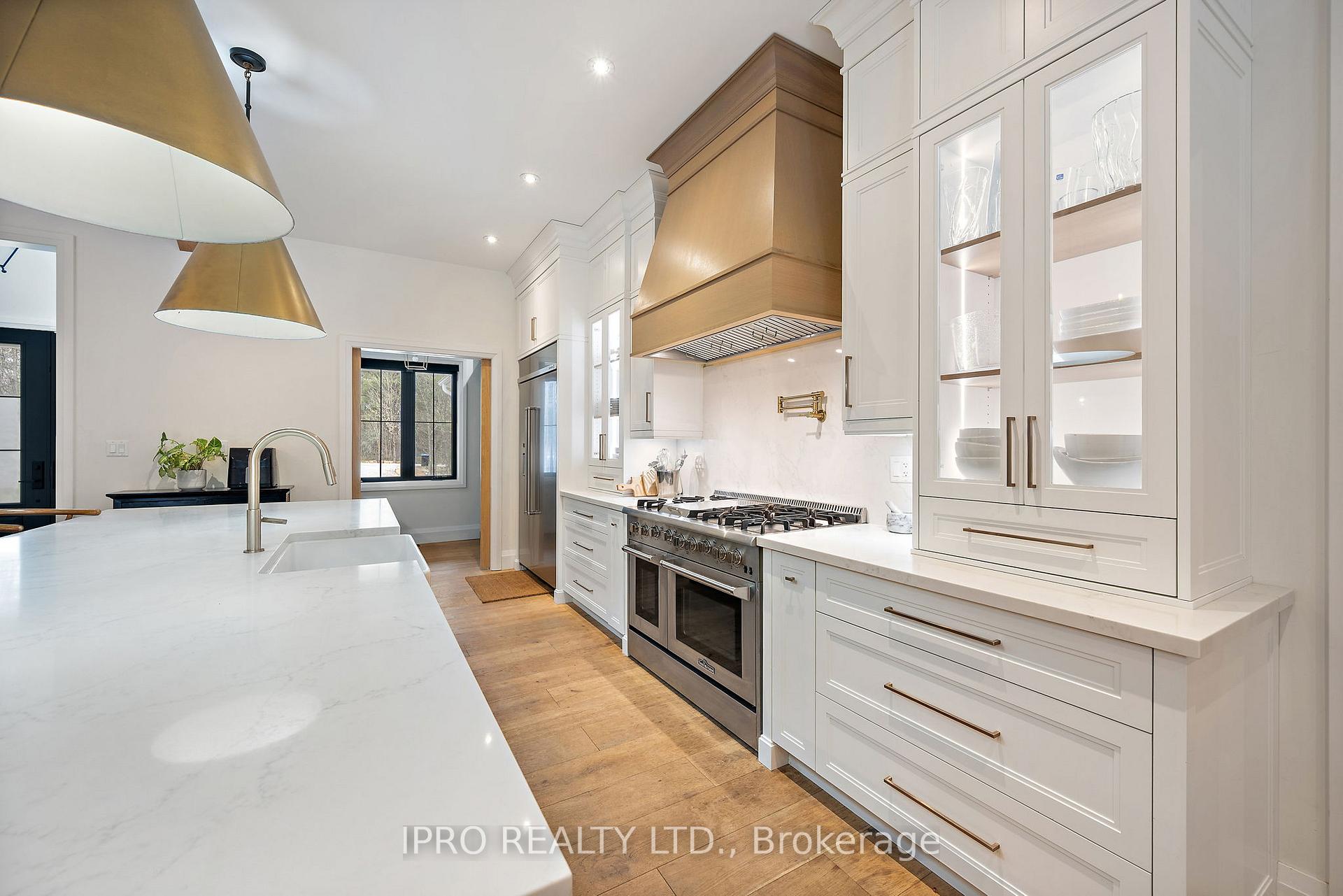 Photo 4 of 1 Gallagher Crescent, Springwater, Midhurst — HOMEH