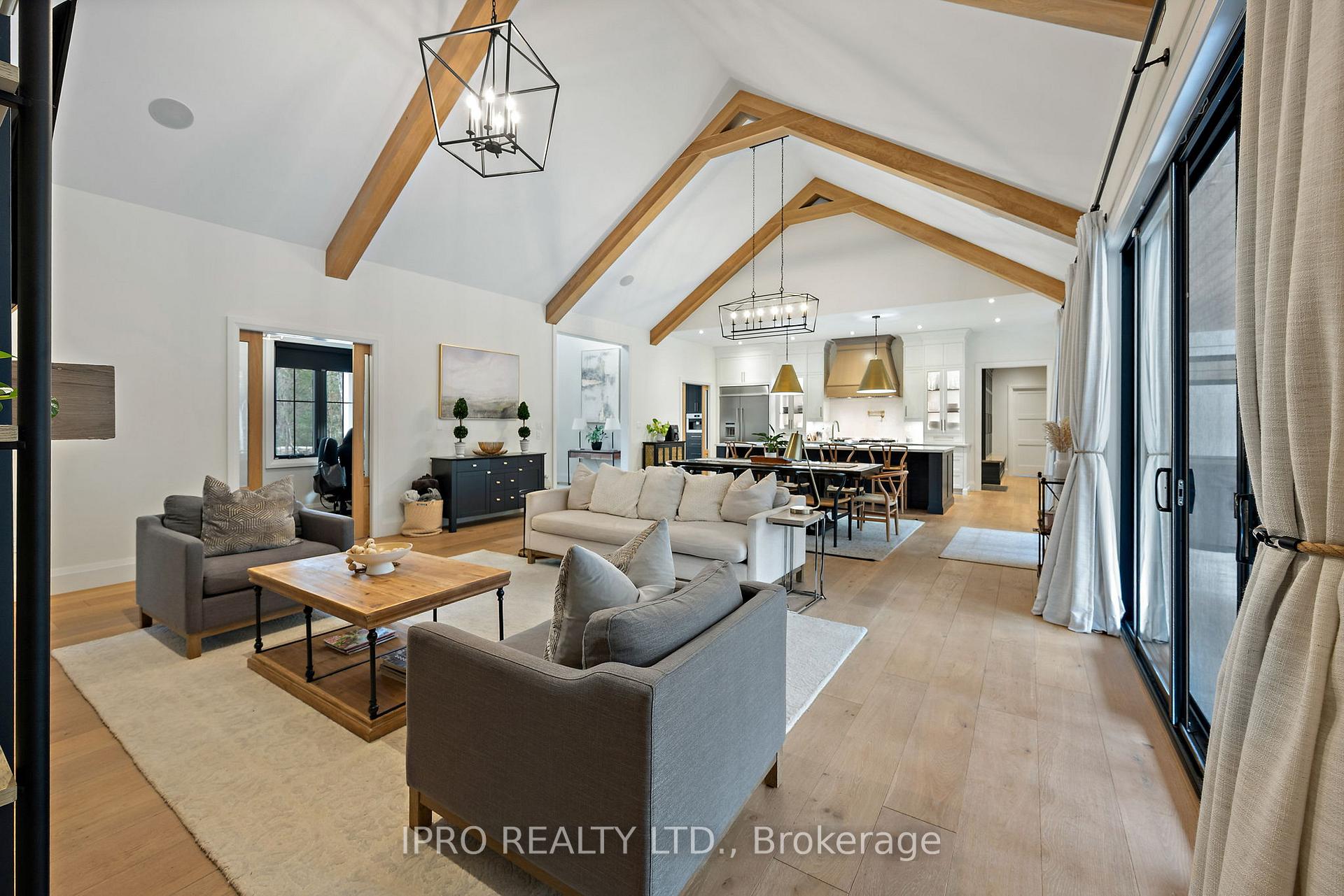 Photo 9 of 1 Gallagher Crescent, Springwater, Midhurst — HOMEH