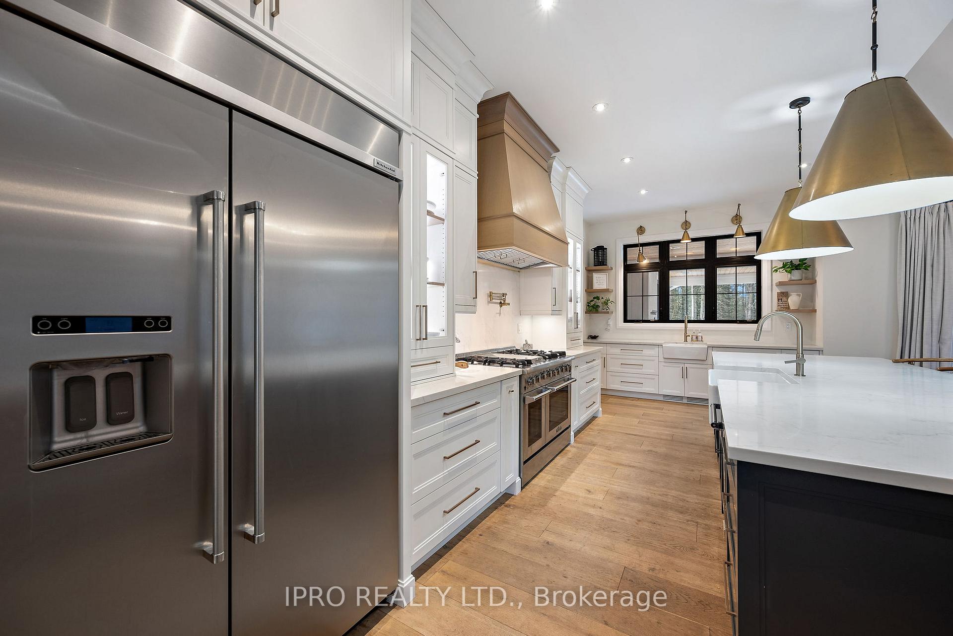 Photo 11 of 1 Gallagher Crescent, Springwater, Midhurst — HOMEH