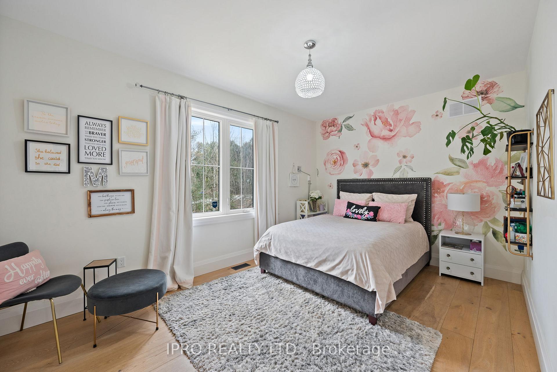 Photo 12 of 1 Gallagher Crescent, Springwater, Midhurst — HOMEH