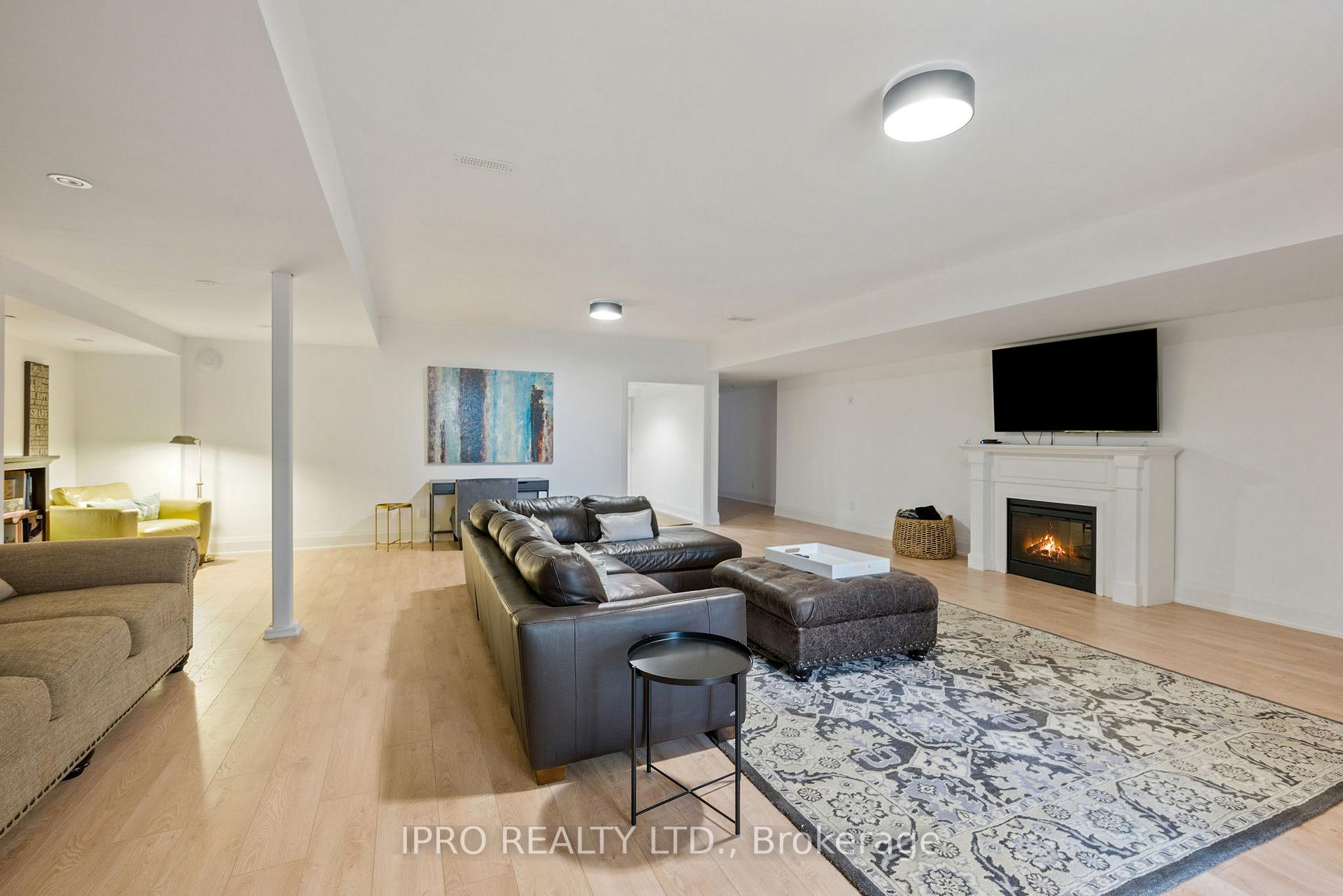 Photo 34 of 1 Gallagher Crescent, Springwater, Midhurst — HOMEH