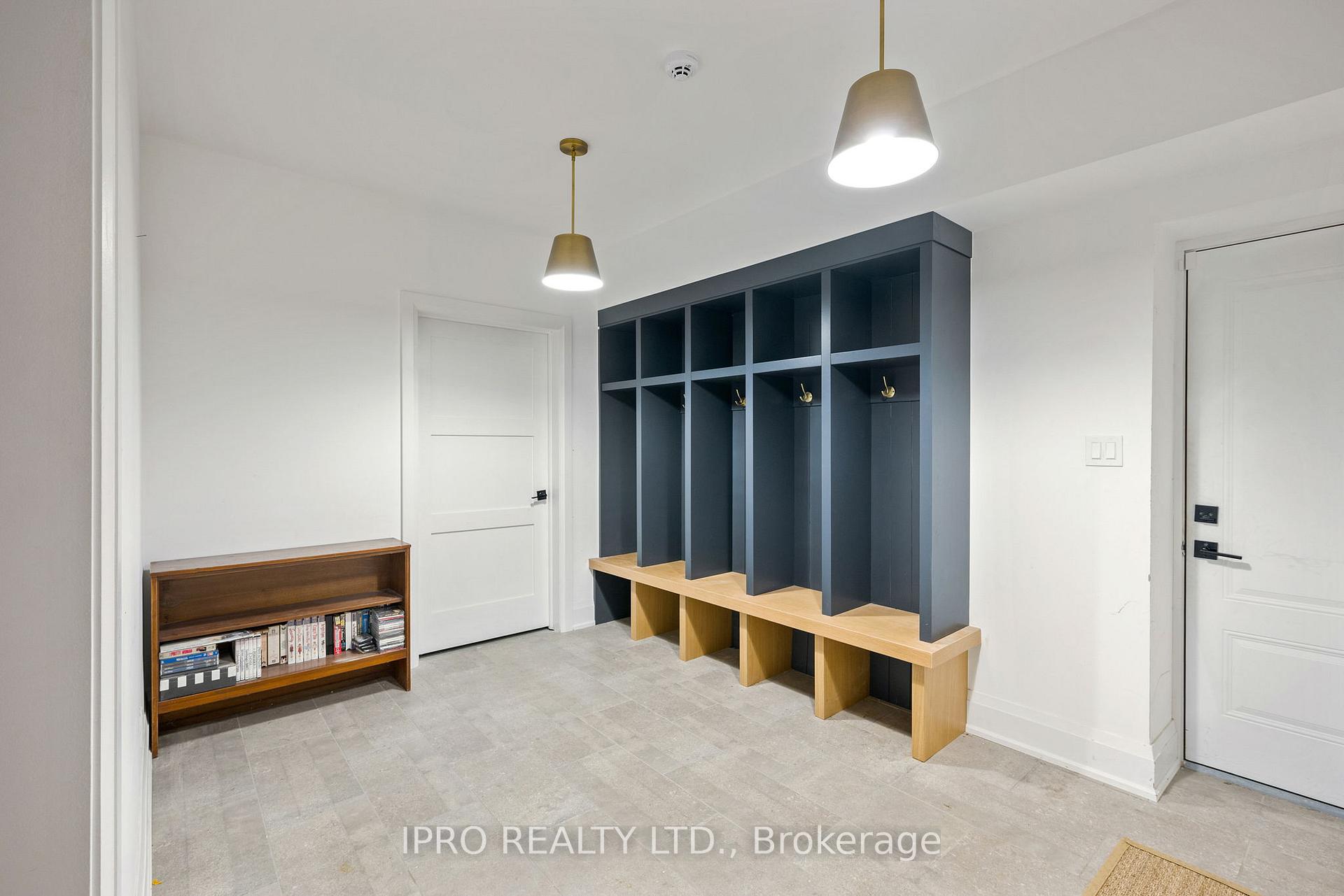 Photo 36 of 1 Gallagher Crescent, Springwater, Midhurst — HOMEH
