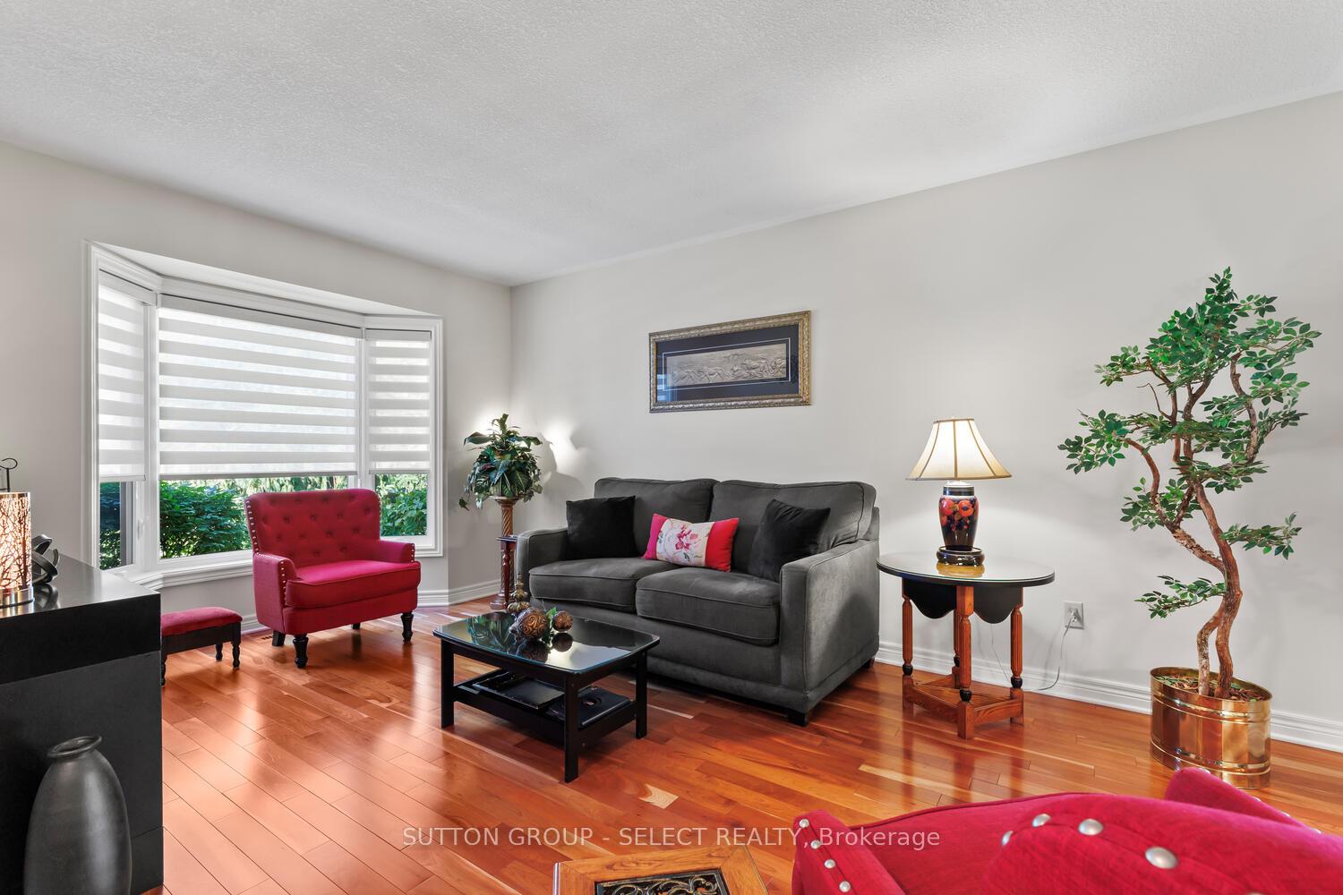 Photo 5 of 49 Neal Avenue, St. Thomas — HOMEH