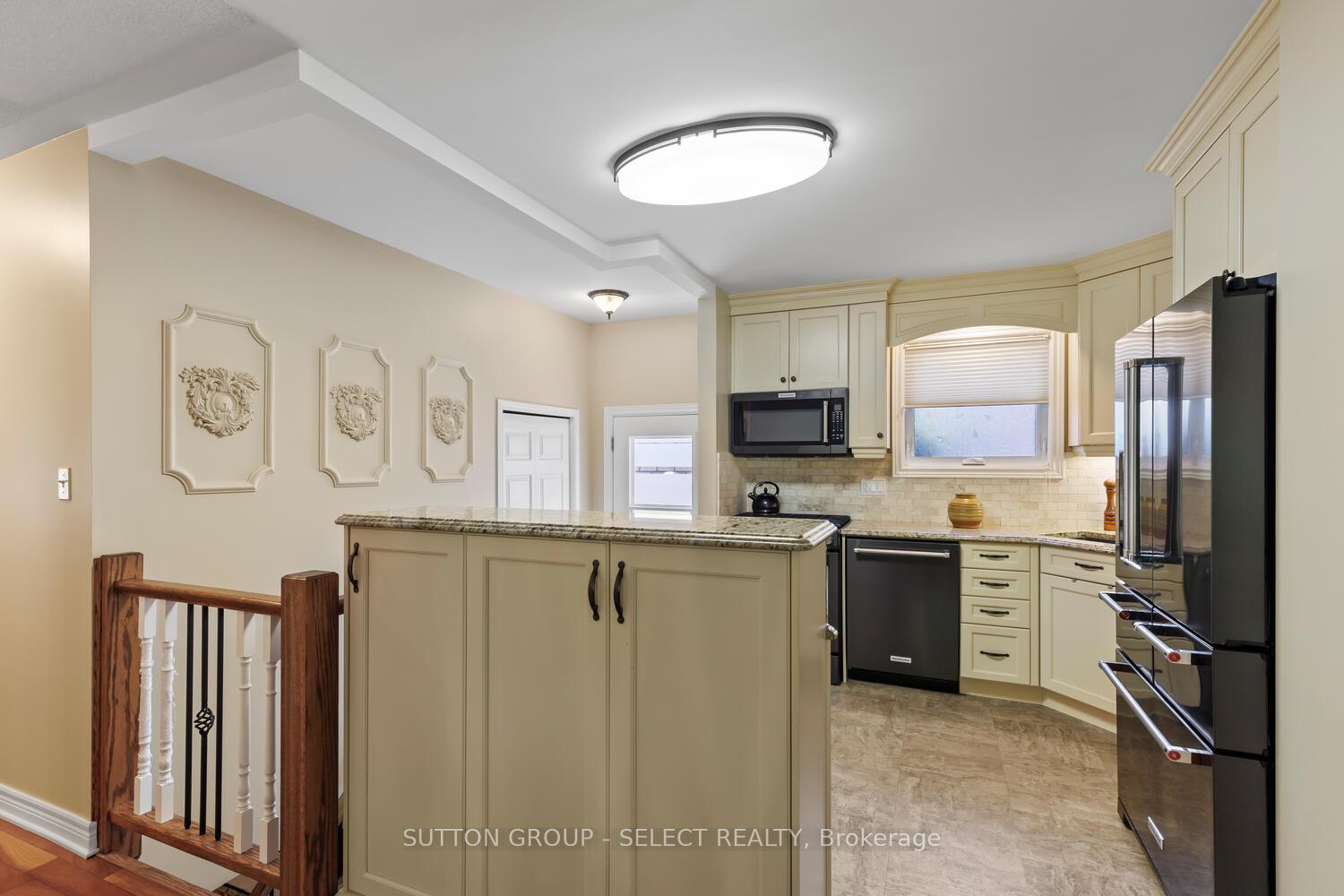 Photo 11 of 49 Neal Avenue, St. Thomas — HOMEH