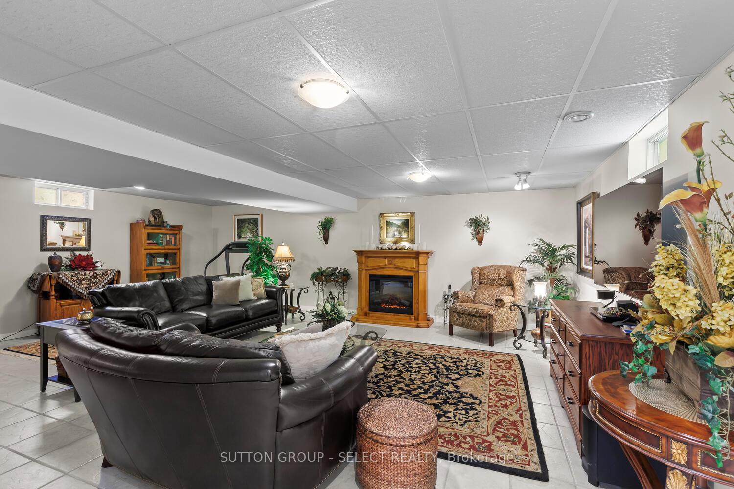 Photo 27 of 49 Neal Avenue, St. Thomas — HOMEH