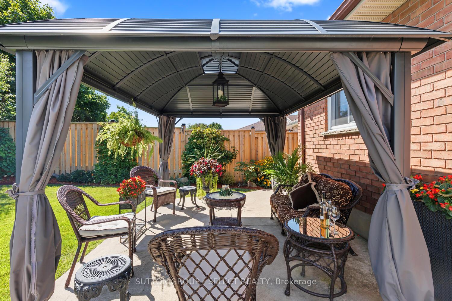 Photo 42 of 49 Neal Avenue, St. Thomas — HOMEH