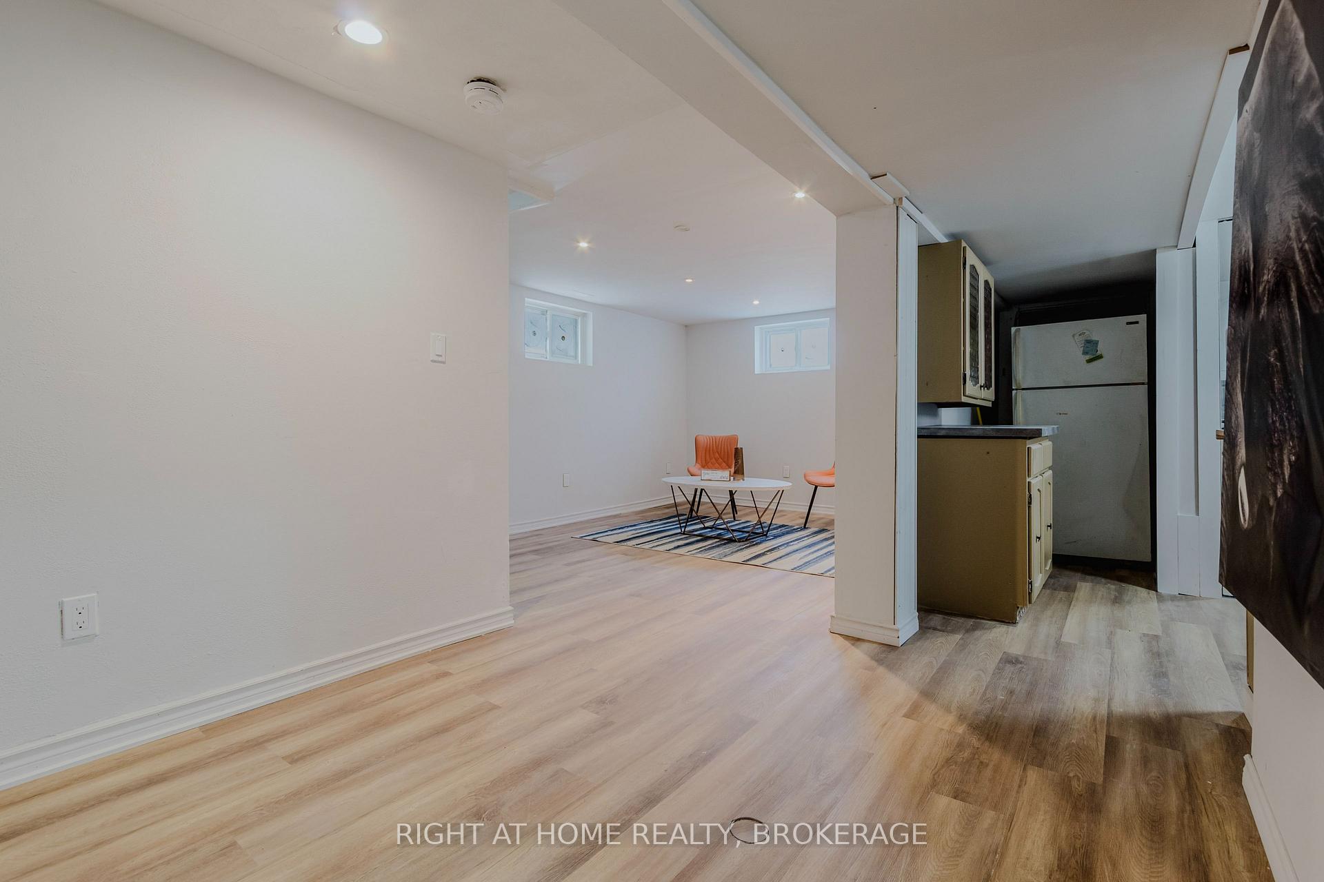 Photo 25 of 12 Elberta Street, St. Catharines, Facer — HOMEH