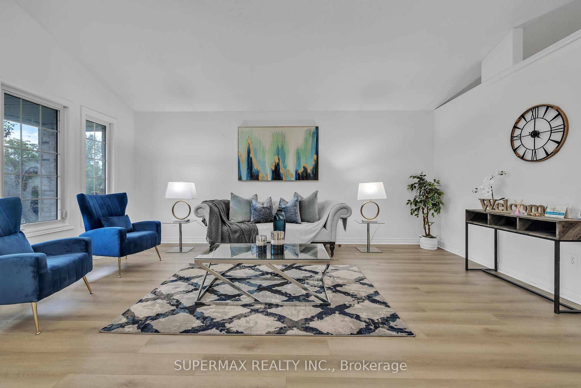 Photo 2 of 93 Hagerman Crescent, St. Thomas — HOMEH