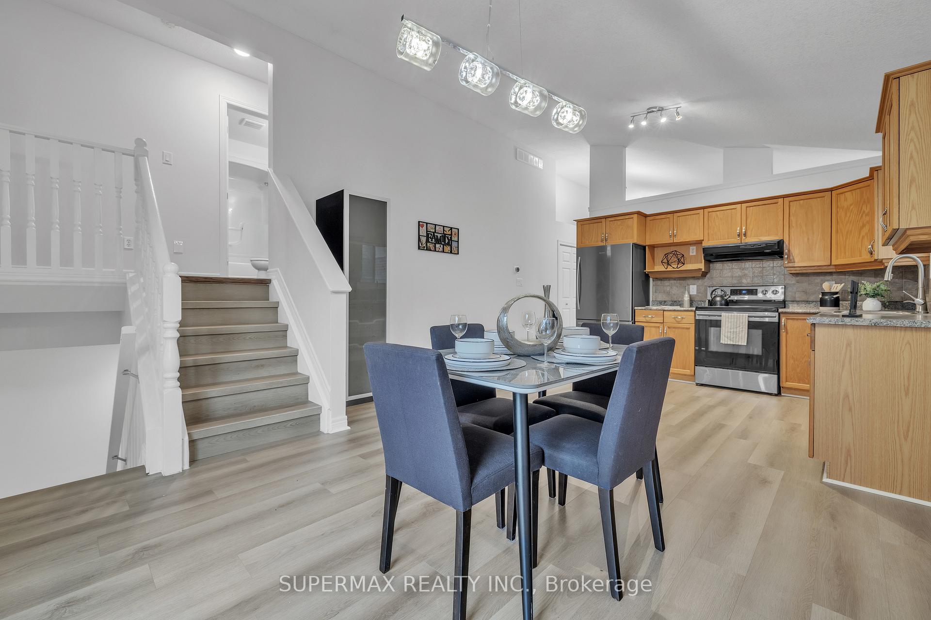 Photo 5 of 93 Hagerman Crescent, St. Thomas — HOMEH