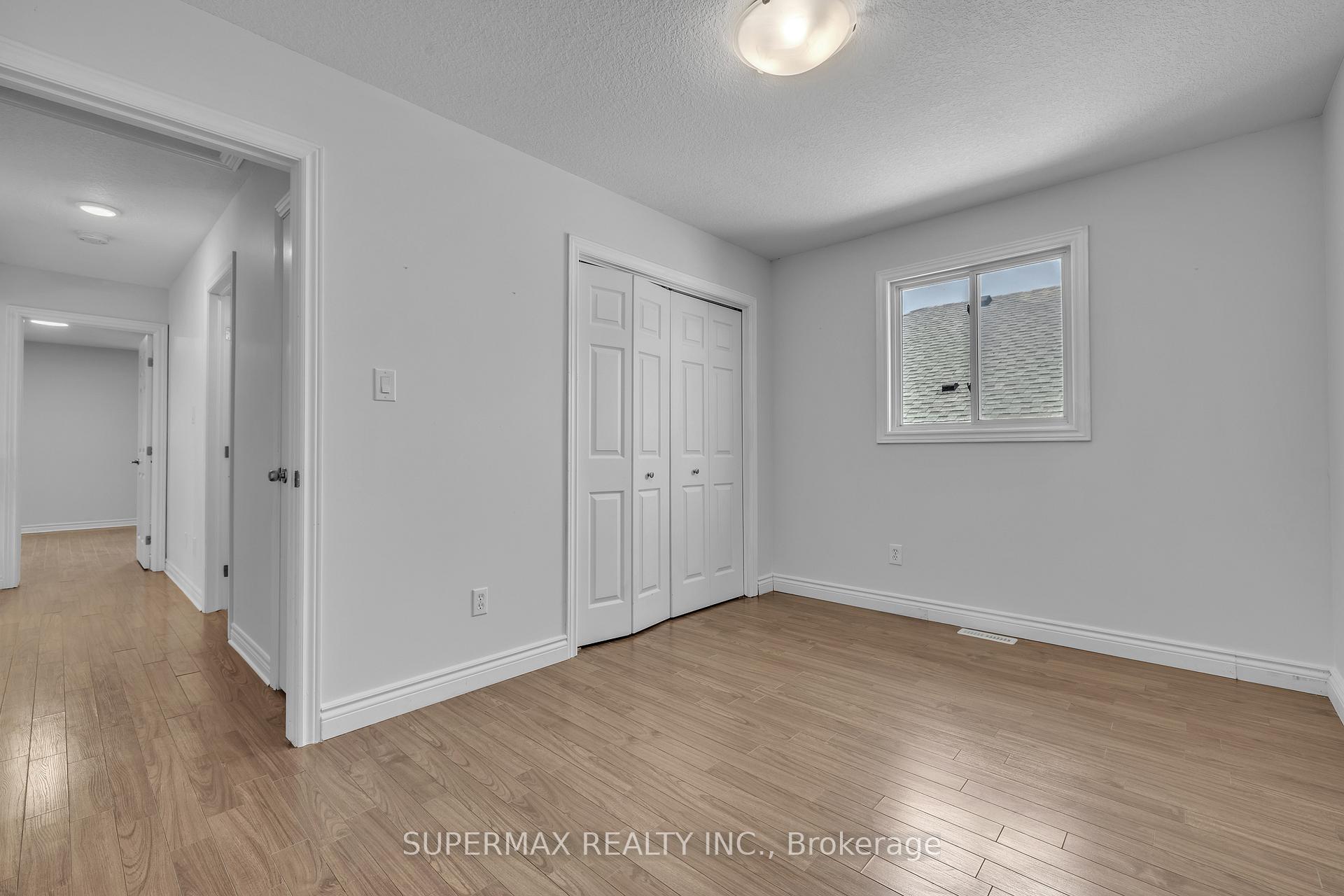 Photo 10 of 93 Hagerman Crescent, St. Thomas — HOMEH