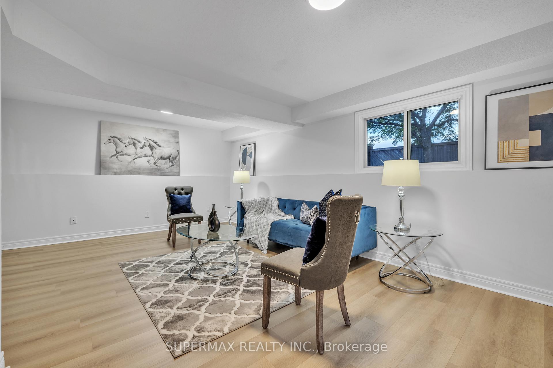 Photo 15 of 93 Hagerman Crescent, St. Thomas — HOMEH