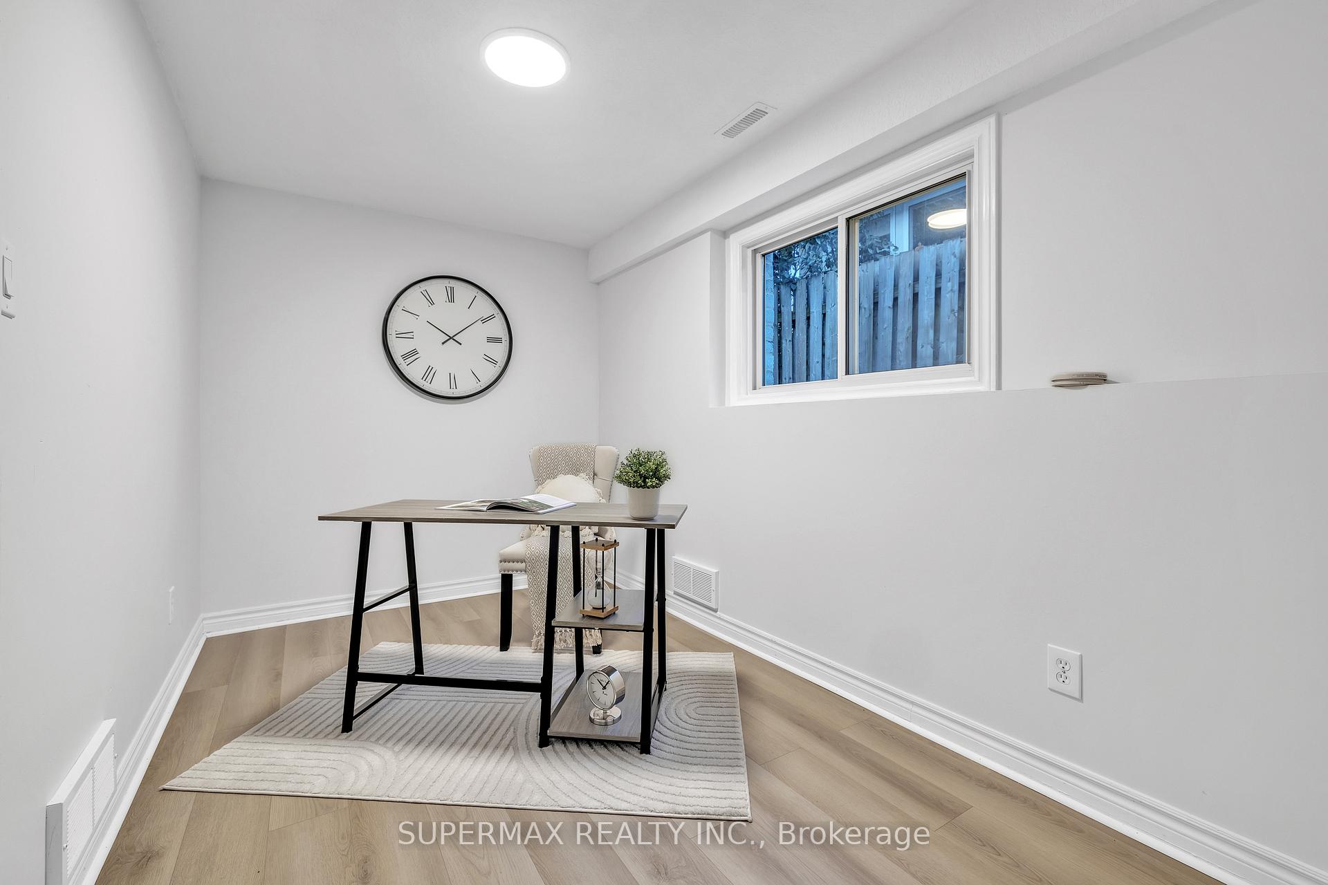 Photo 17 of 93 Hagerman Crescent, St. Thomas — HOMEH