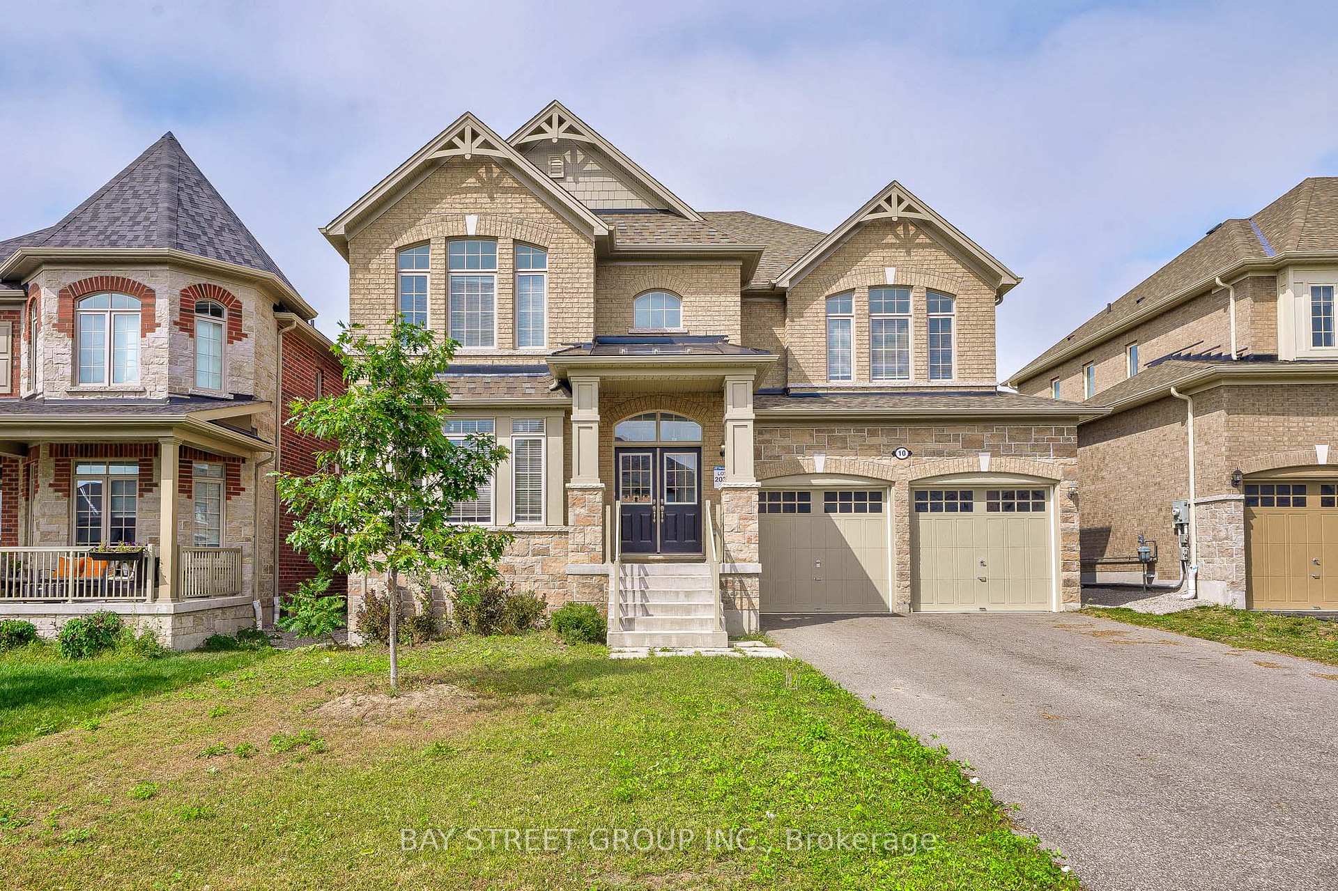 Photo 1 of 10 Rugman Crescent, Springwater, Minesing — HOMEH