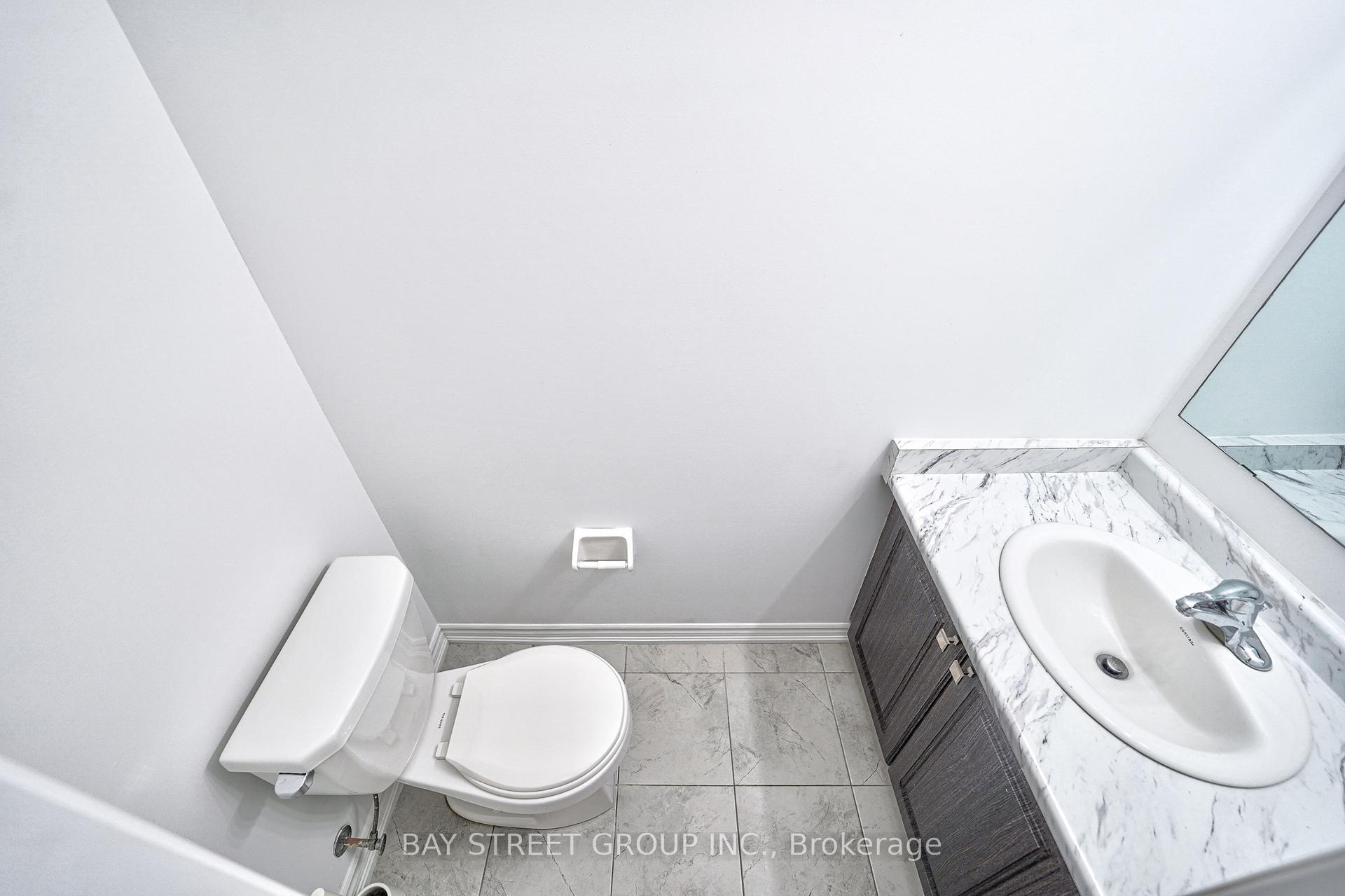 Photo 17 of 10 Rugman Crescent, Springwater, Minesing — HOMEH