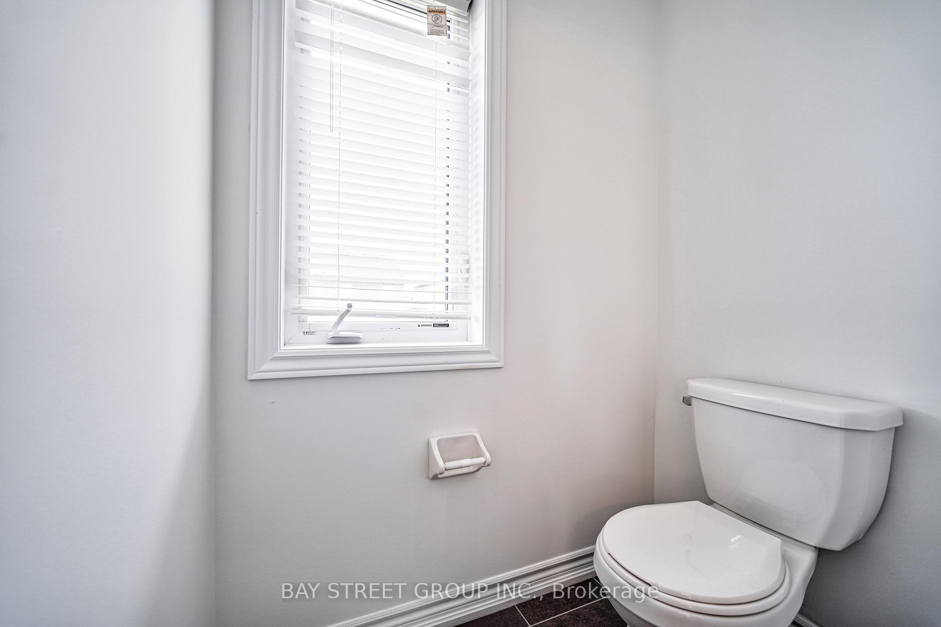 Photo 26 of 10 Rugman Crescent, Springwater, Minesing — HOMEH