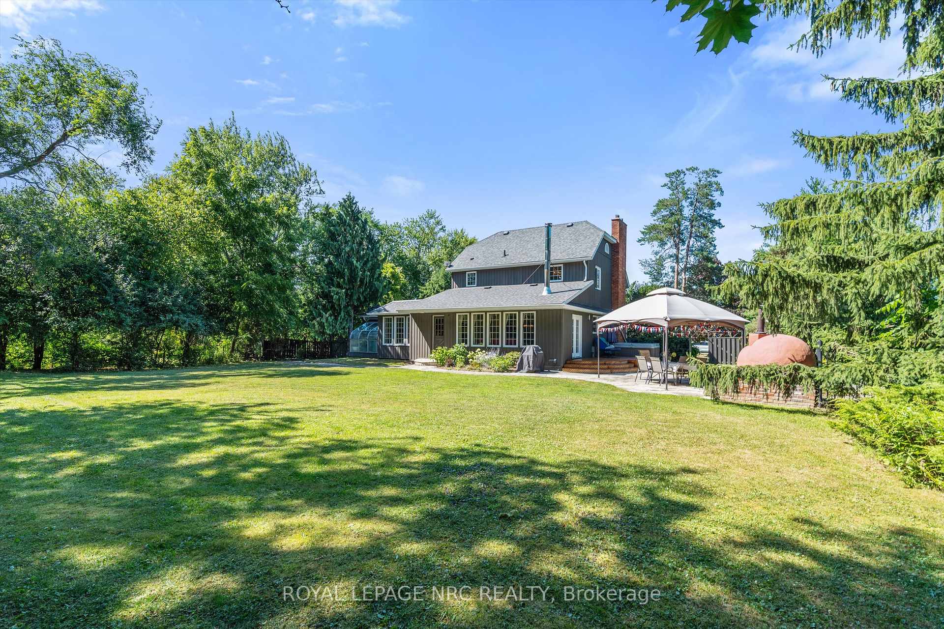 Photo 35 of 1458 Eighth Avenue, St. Catharines, Rural Eighth — HOMEH