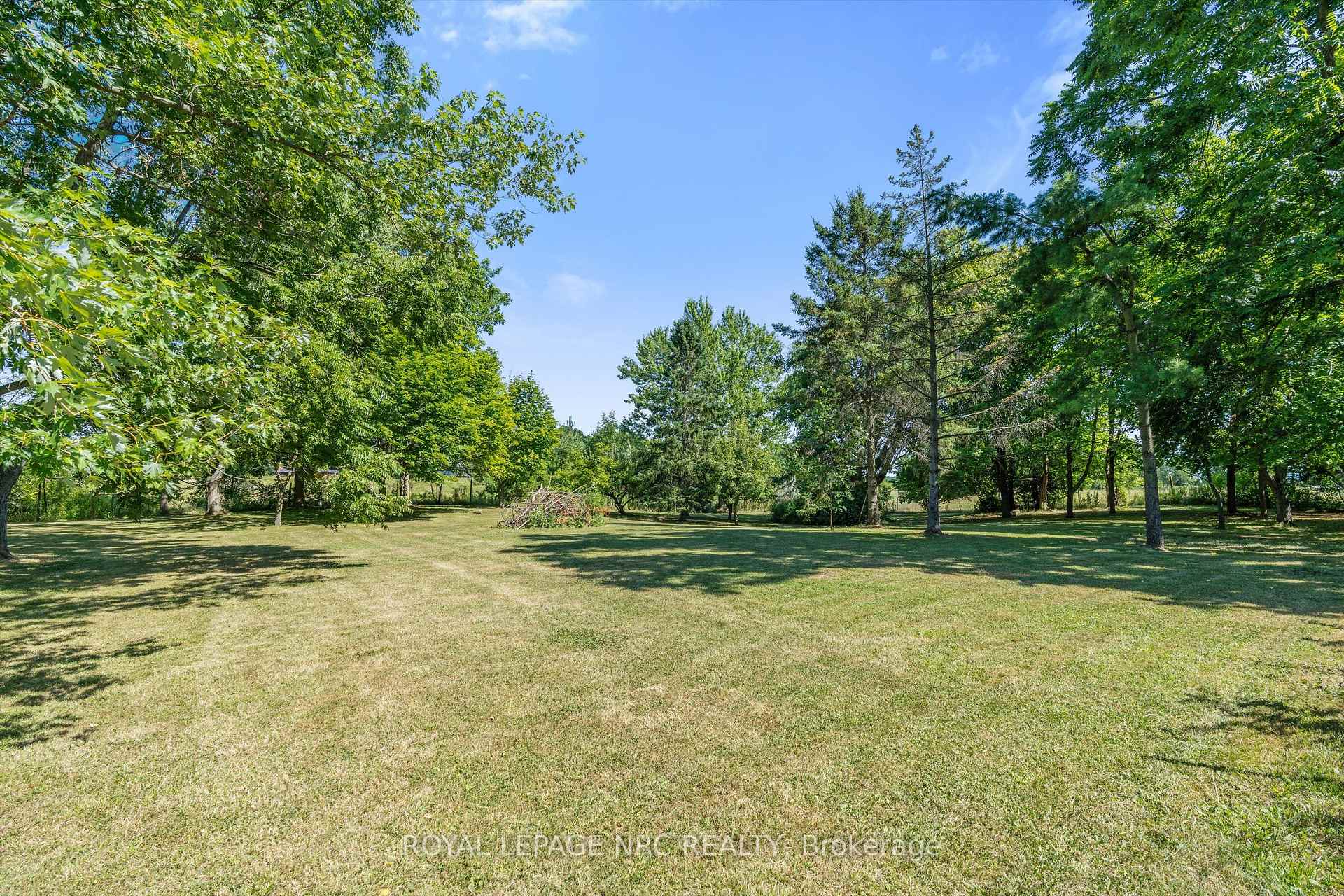 Photo 40 of 1458 Eighth Avenue, St. Catharines, Rural Eighth — HOMEH