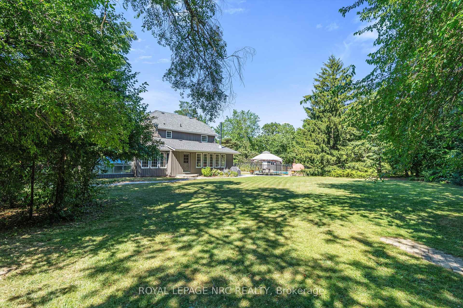 Photo 42 of 1458 Eighth Avenue, St. Catharines, Rural Eighth — HOMEH