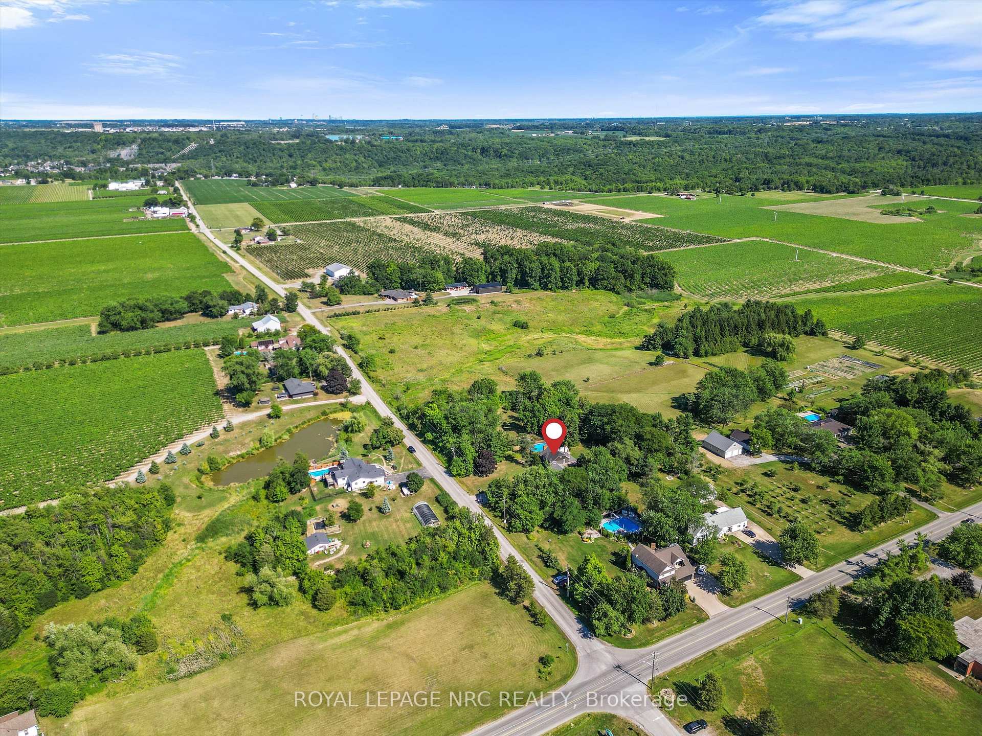 Photo 44 of 1458 Eighth Avenue, St. Catharines, Rural Eighth — HOMEH