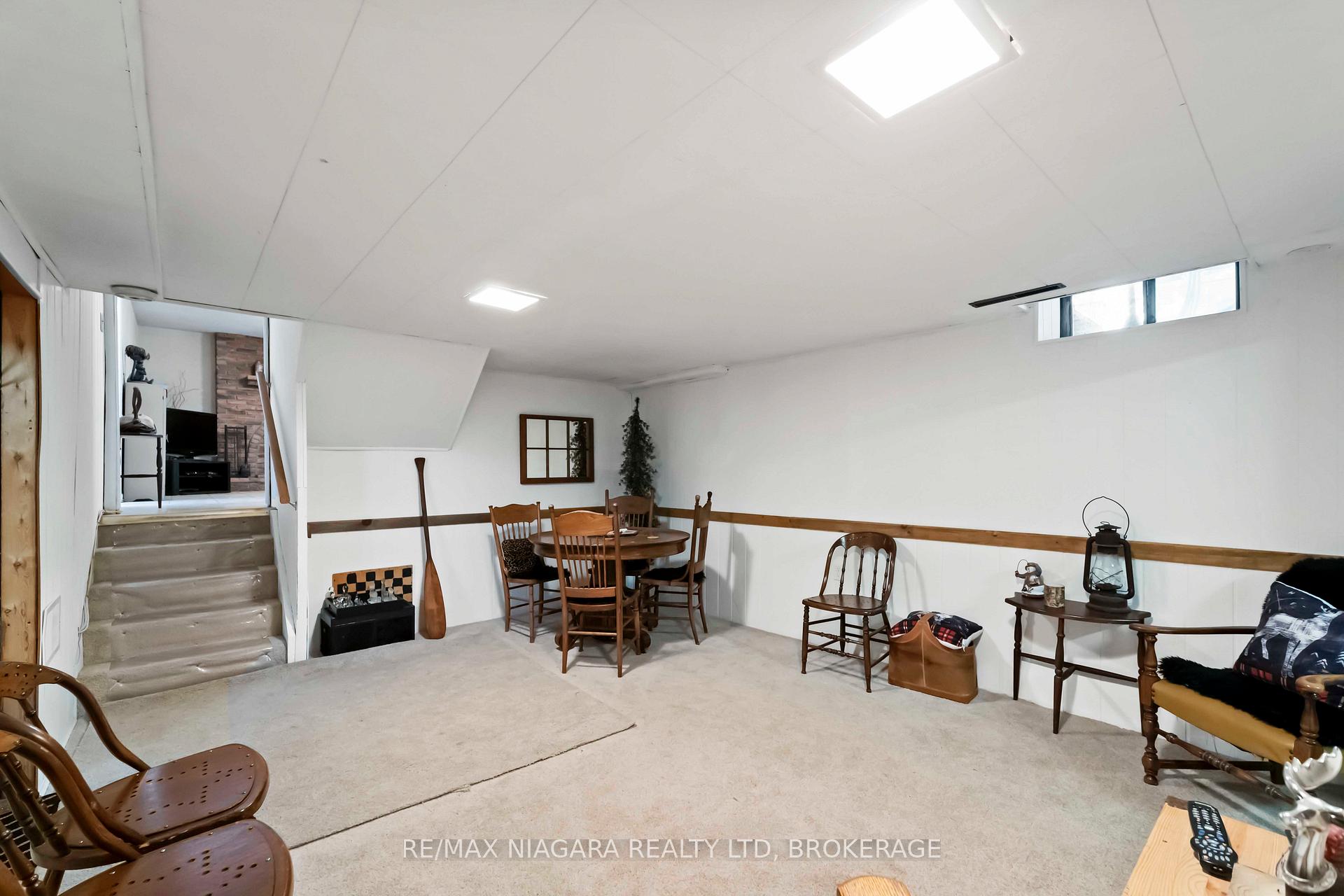Photo 23 of 2 Jellicoe Drive, St. Catharines, Lakeshore — HOMEH