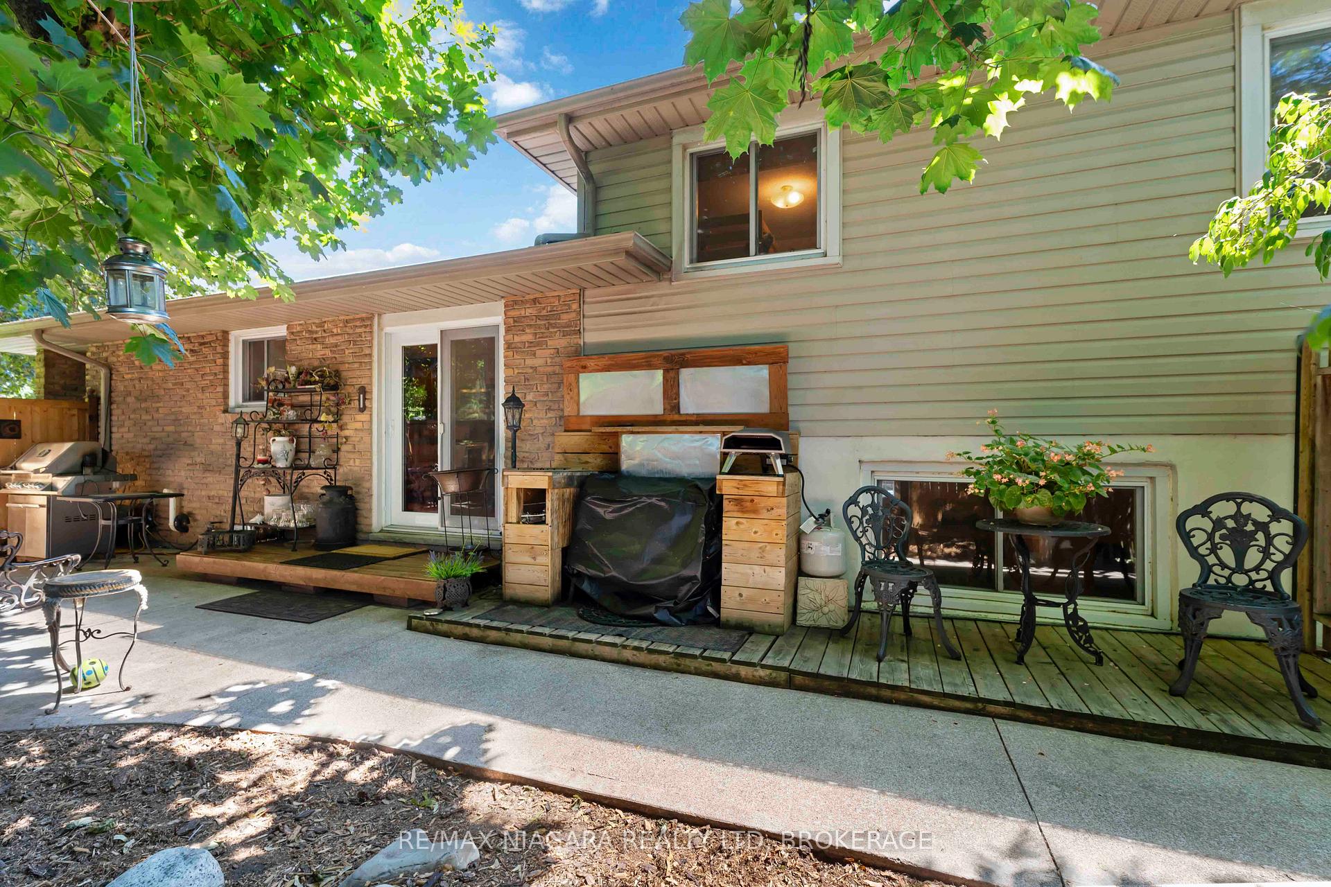 Photo 27 of 2 Jellicoe Drive, St. Catharines, Lakeshore — HOMEH