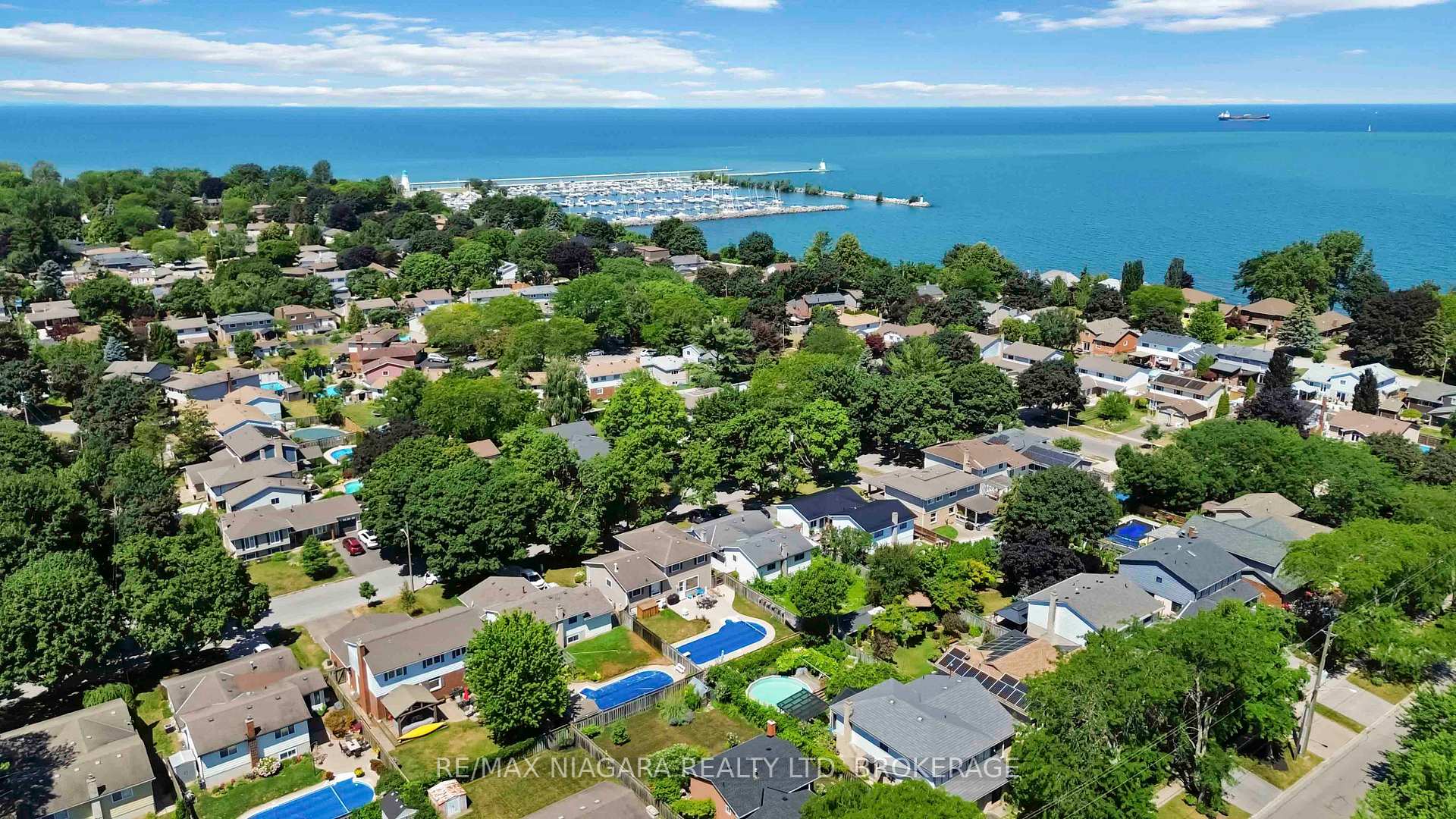 Photo 37 of 2 Jellicoe Drive, St. Catharines, Lakeshore — HOMEH