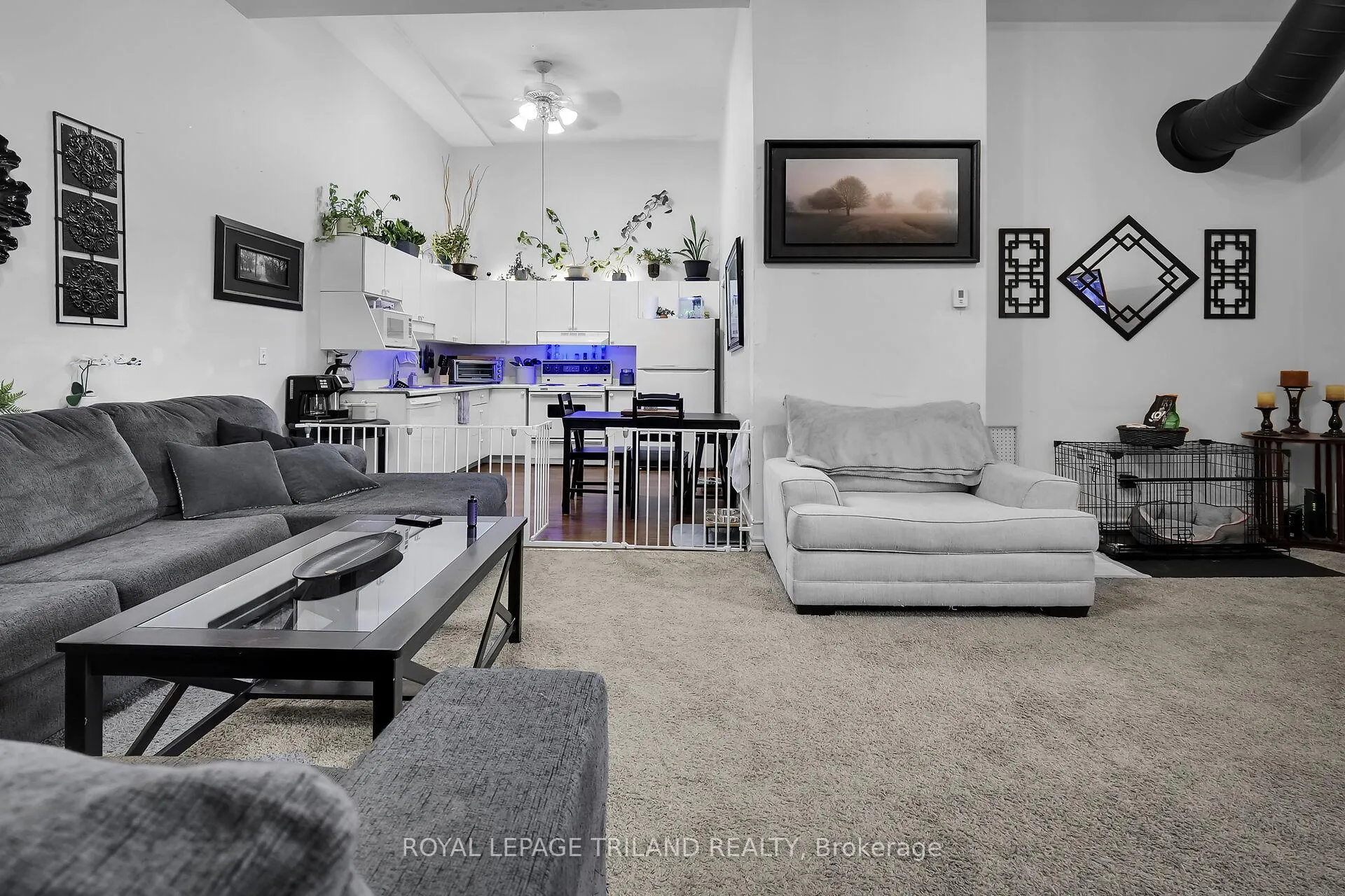 Photo 11 of 449 Talbot Street, St. Thomas — HOMEH