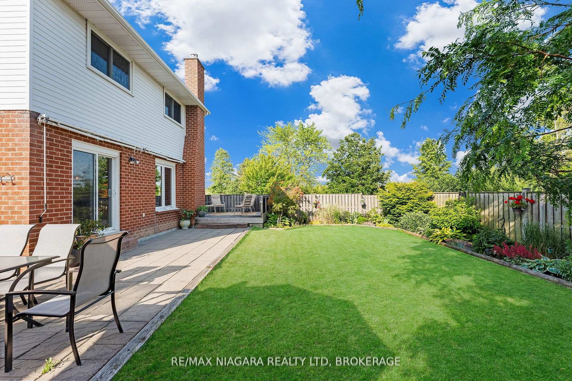 Photo 26 of 642 Carlton Street, St. Catharines, Carlton/Bunting — HOMEH
