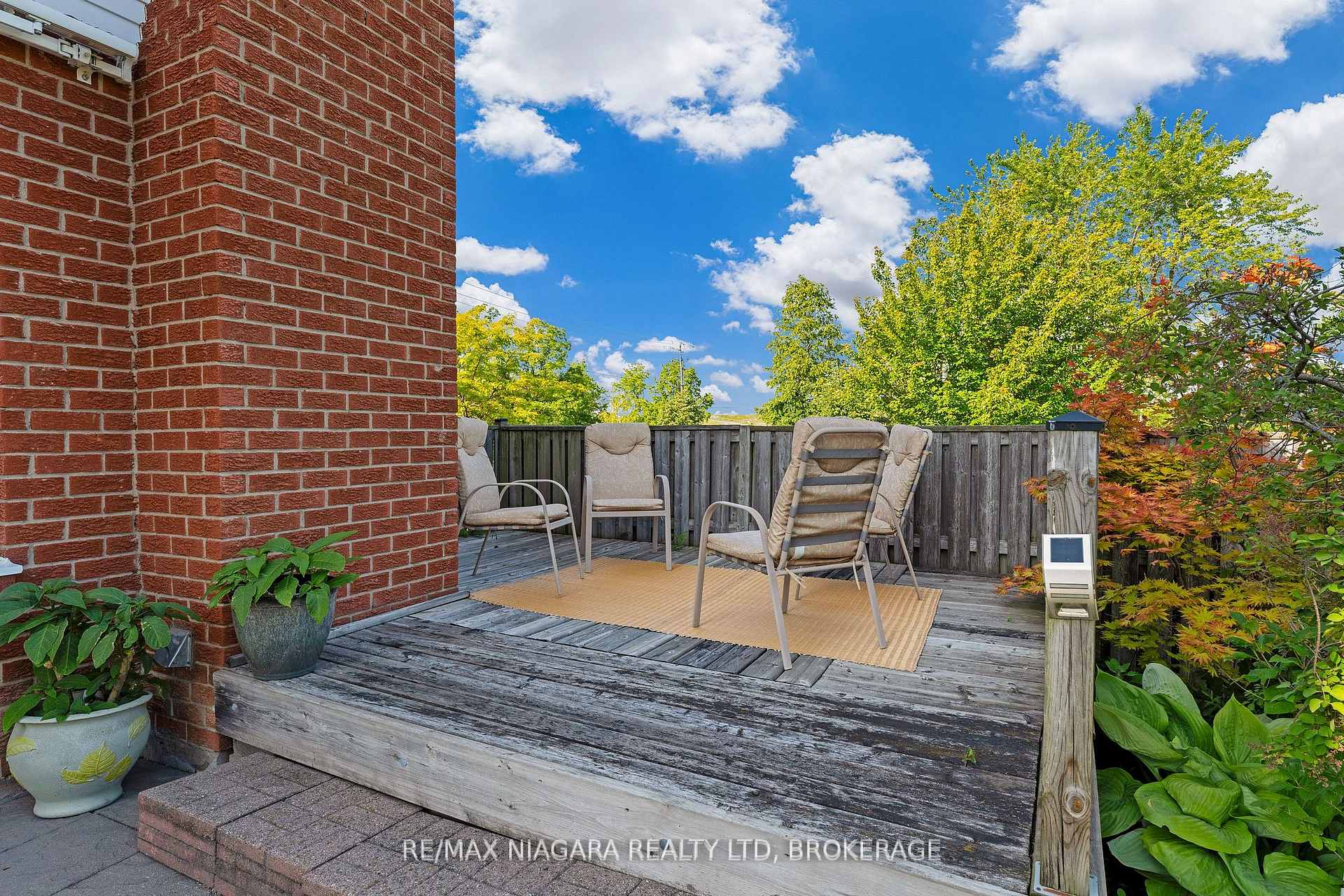 Photo 29 of 642 Carlton Street, St. Catharines, Carlton/Bunting — HOMEH