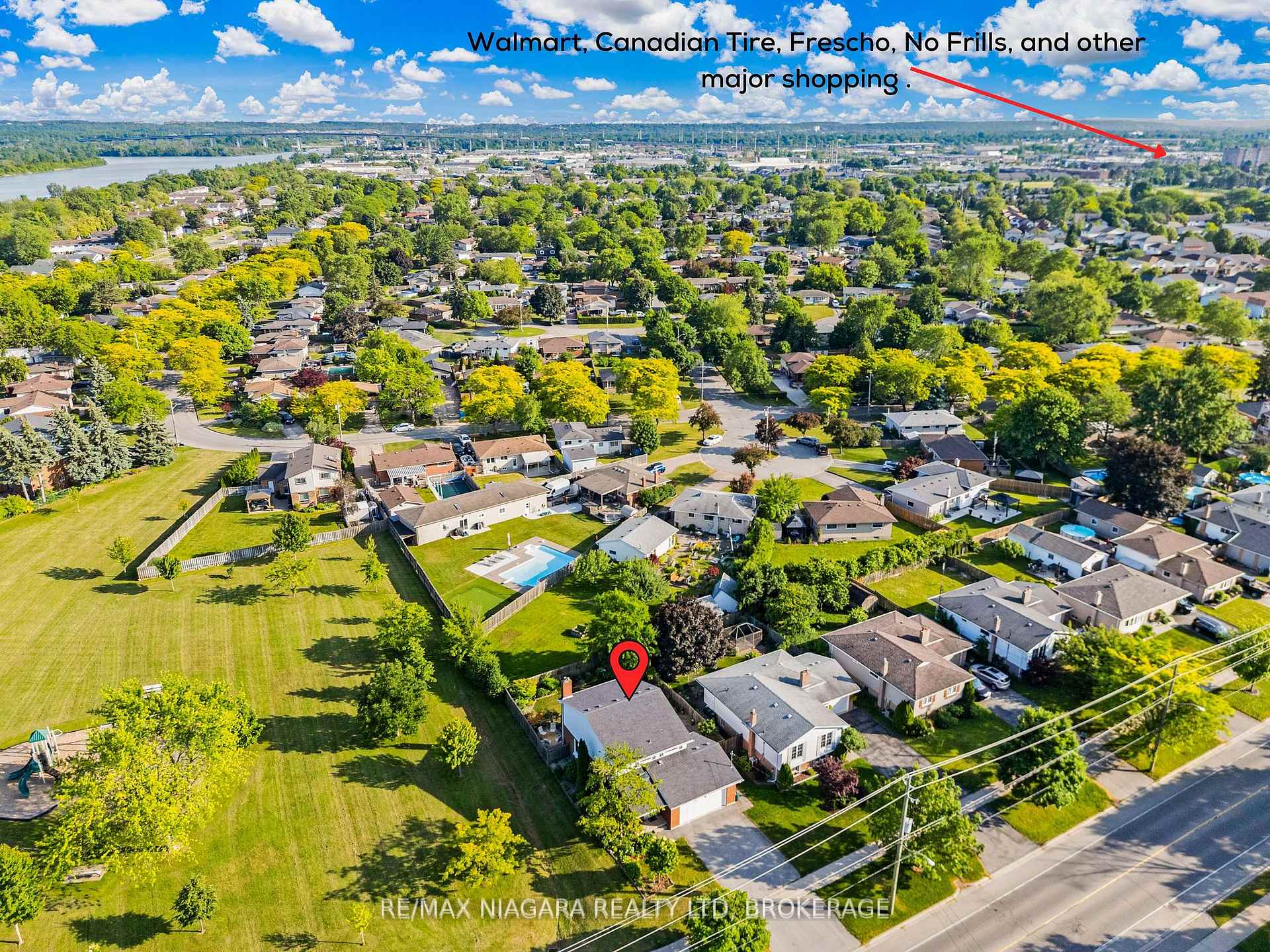Photo 35 of 642 Carlton Street, St. Catharines, Carlton/Bunting — HOMEH