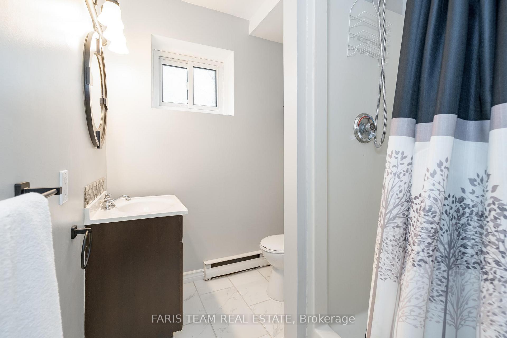 Photo 15 of 16 Lorne Street, Springwater, Elmvale — HOMEH