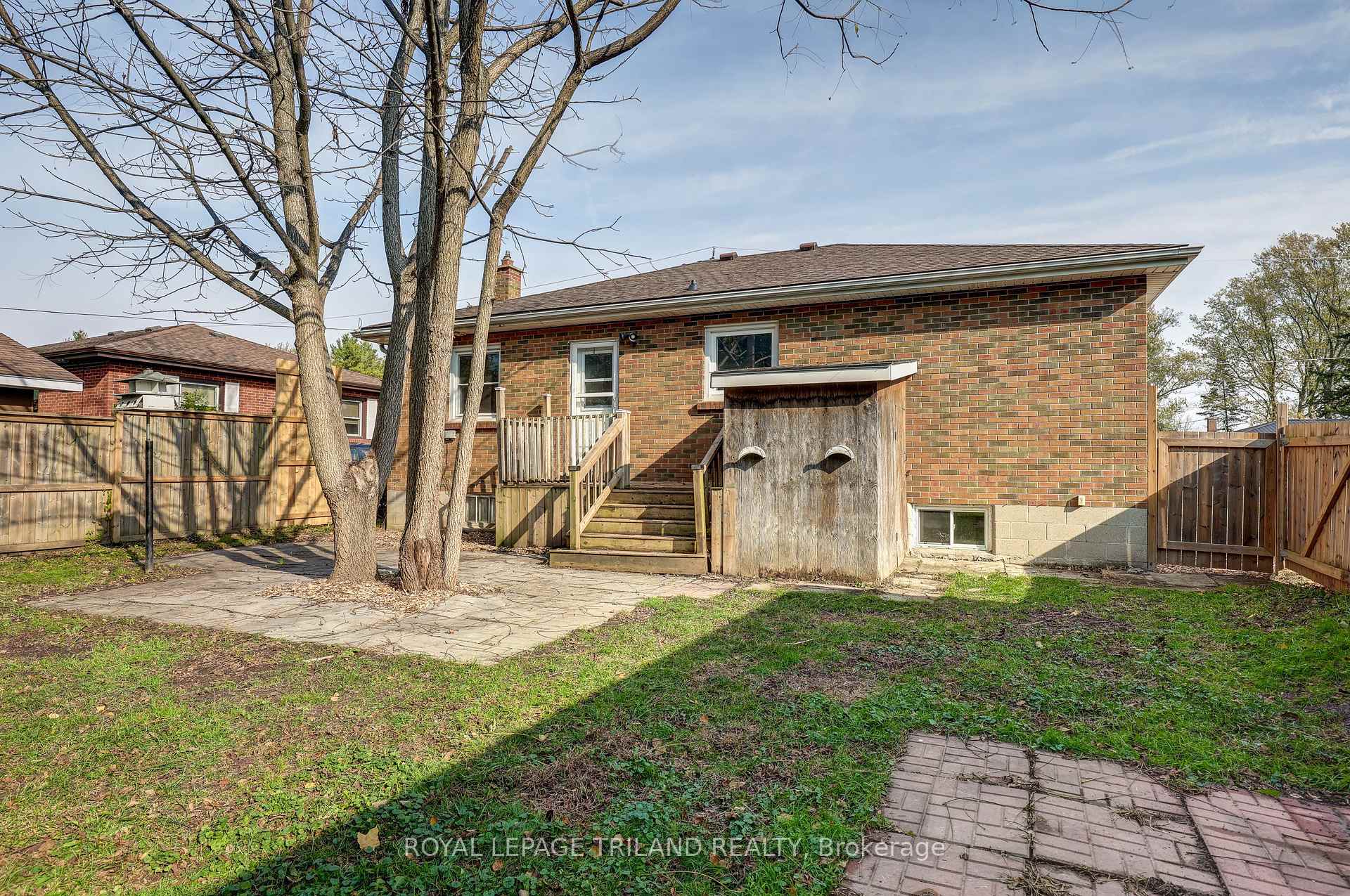 Photo 12 of 266 Alma Street, St. Thomas — HOMEH