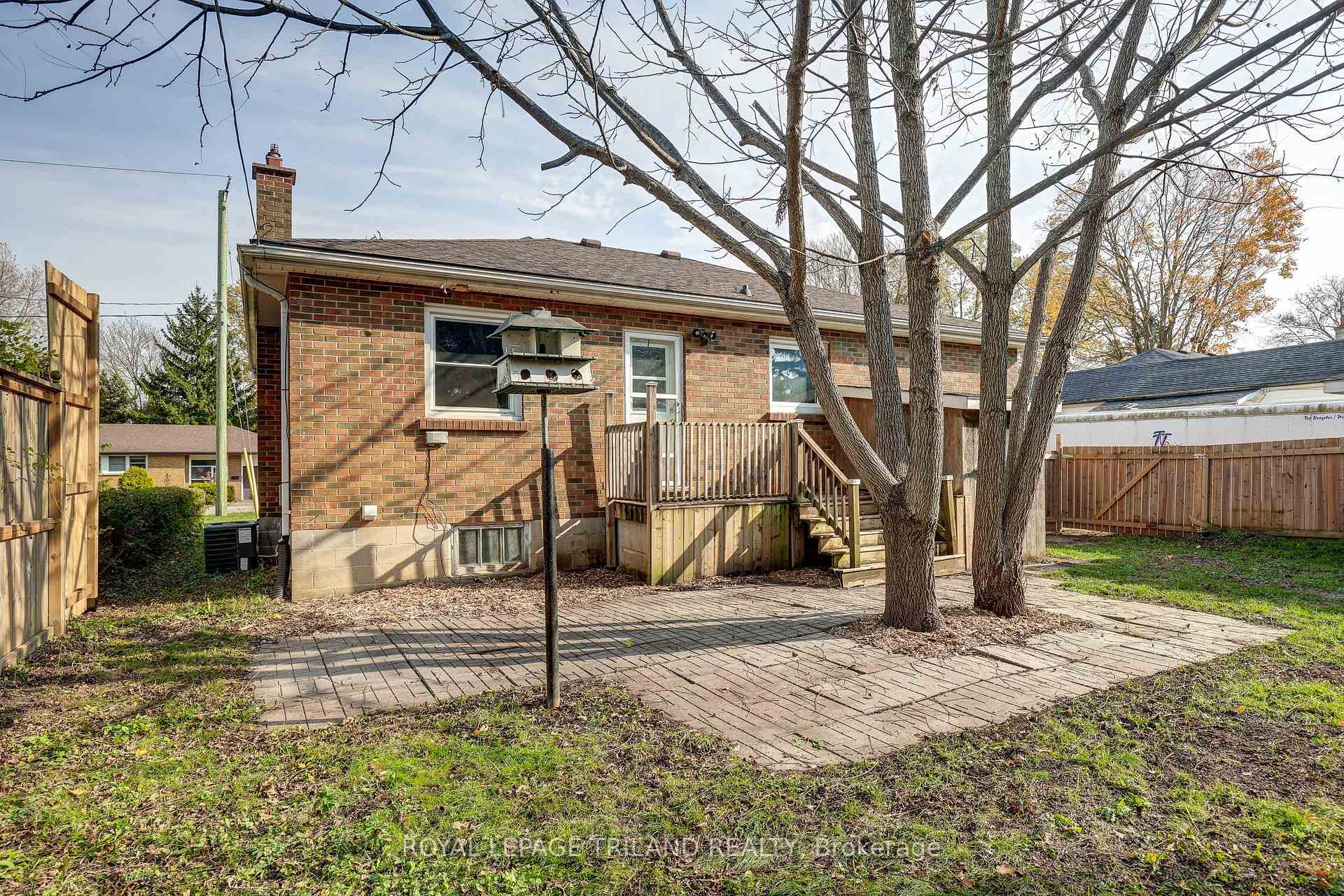 Photo 13 of 266 Alma Street, St. Thomas — HOMEH