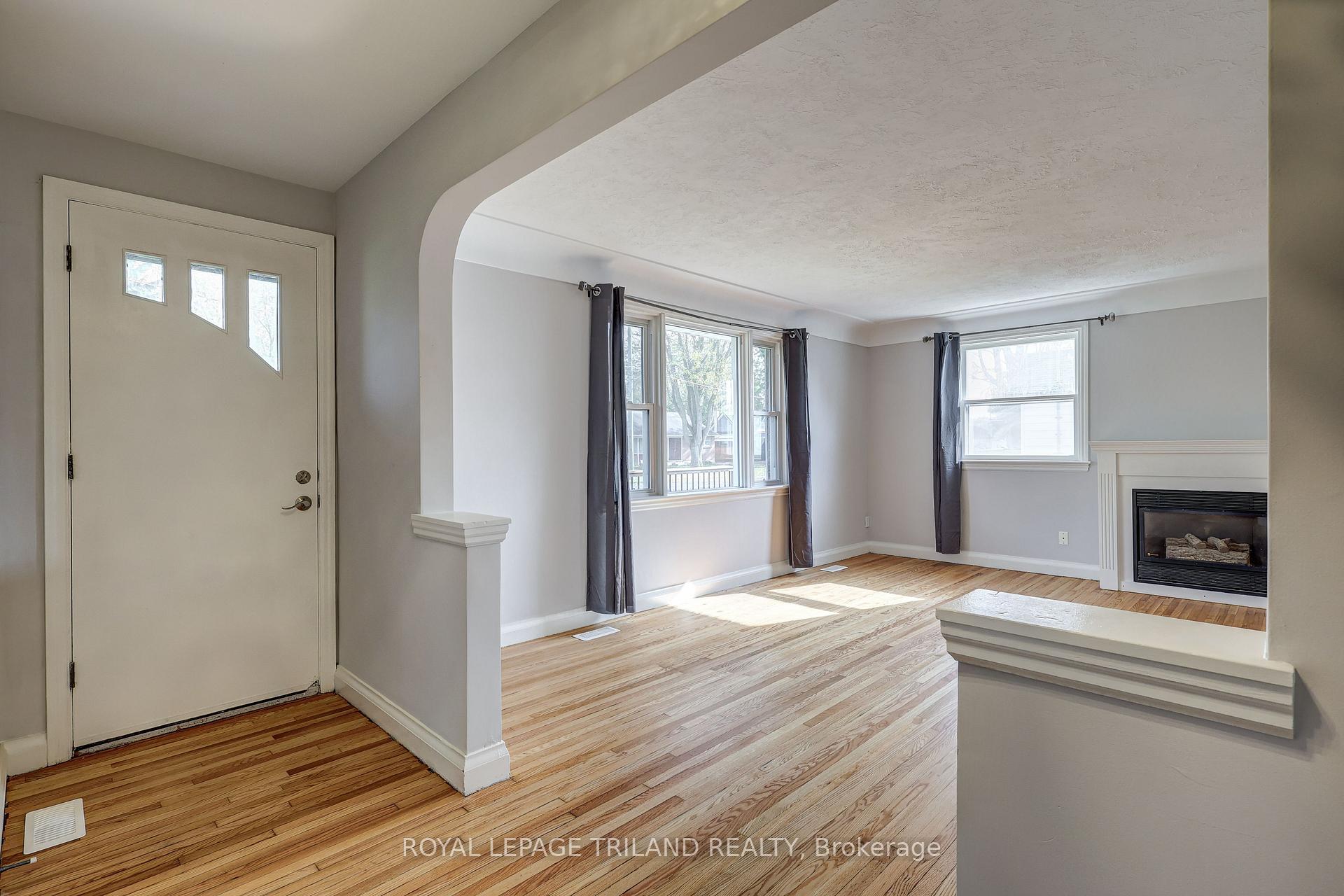 Photo 20 of 266 Alma Street, St. Thomas — HOMEH