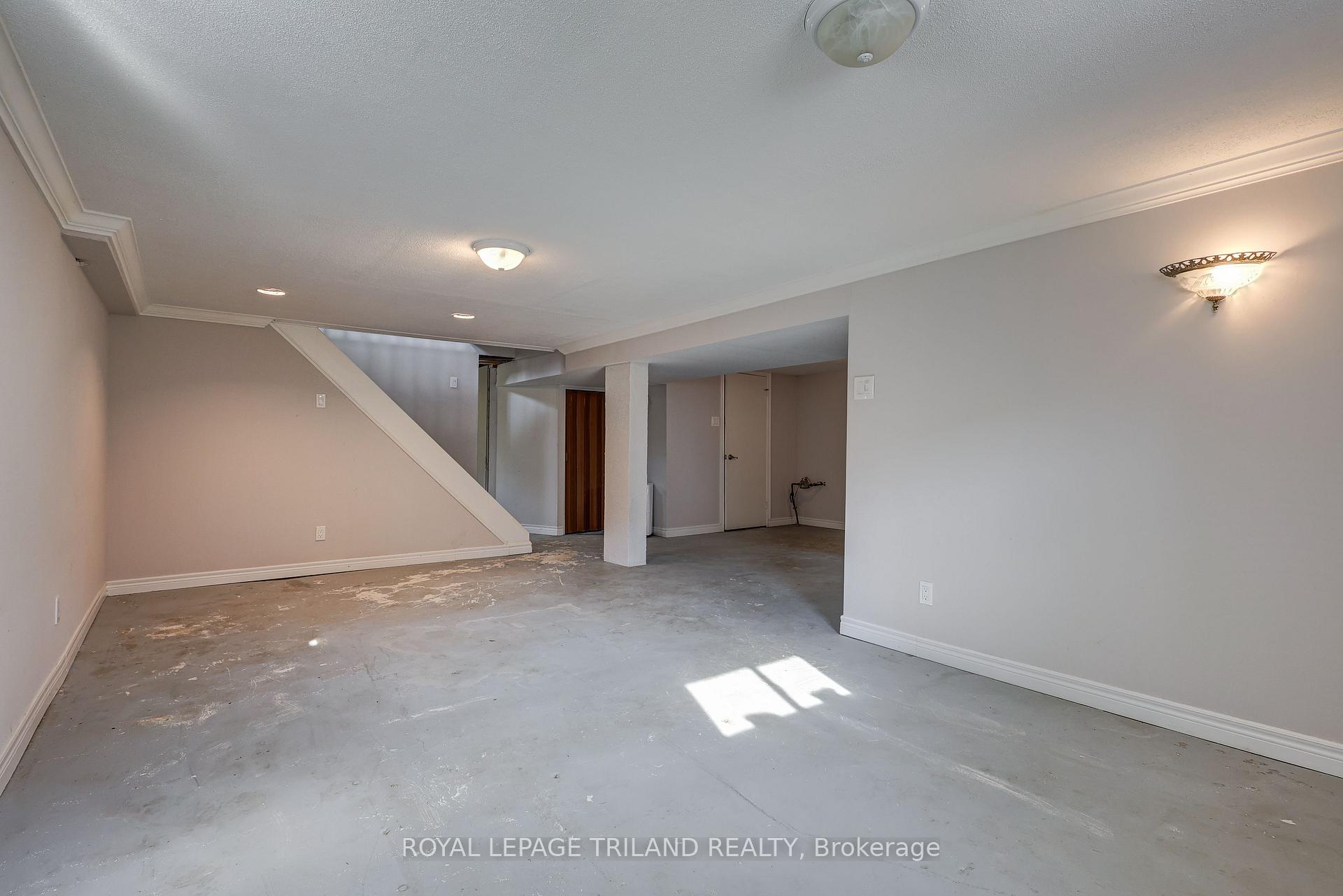 Photo 44 of 266 Alma Street, St. Thomas — HOMEH