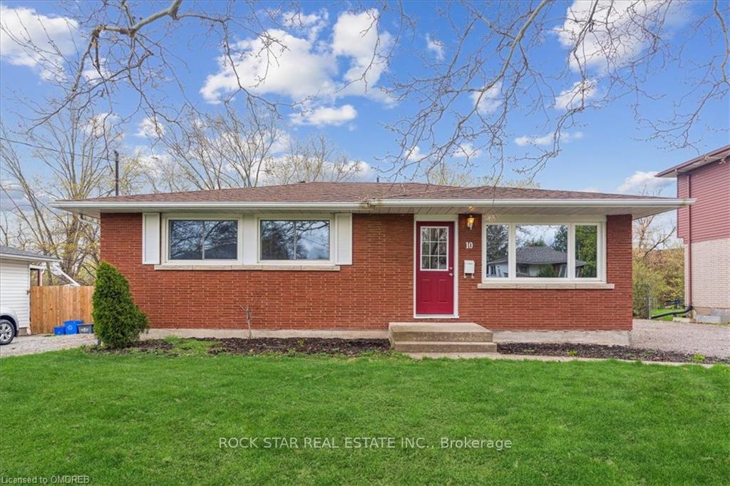 Front of Unit Upper, 10 Westdale Drive