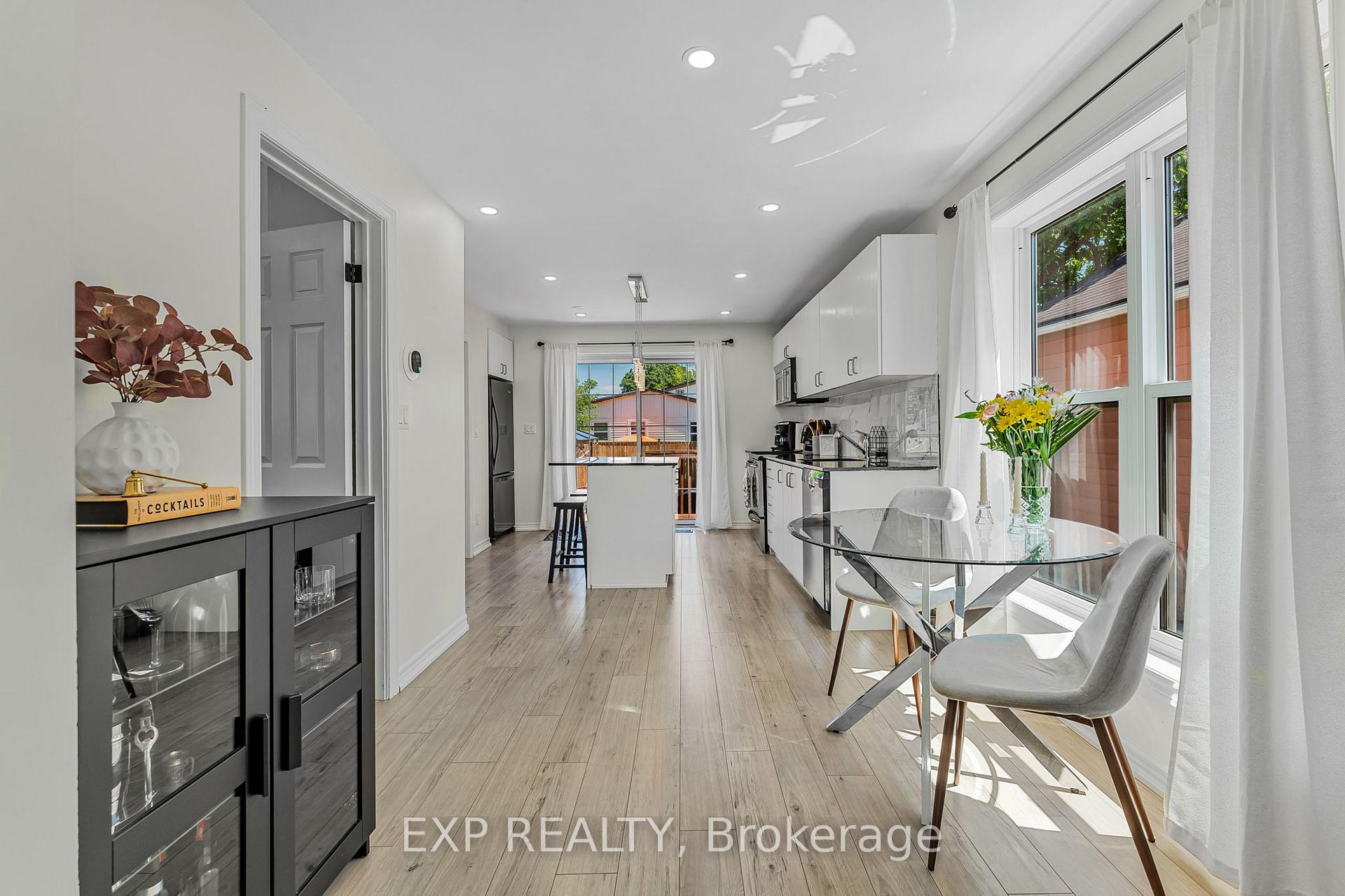 Photo 9 of 18 Elberta Street, St. Catharines, Facer — HOMEH