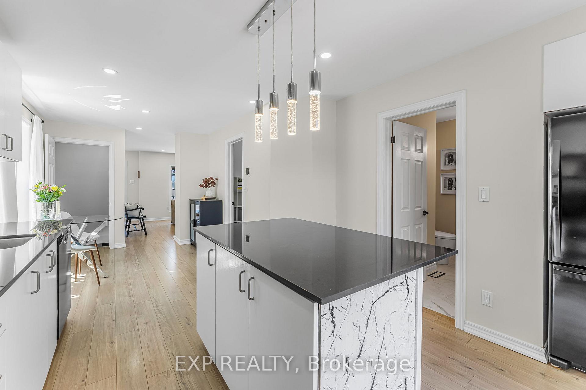 Photo 14 of 18 Elberta Street, St. Catharines, Facer — HOMEH
