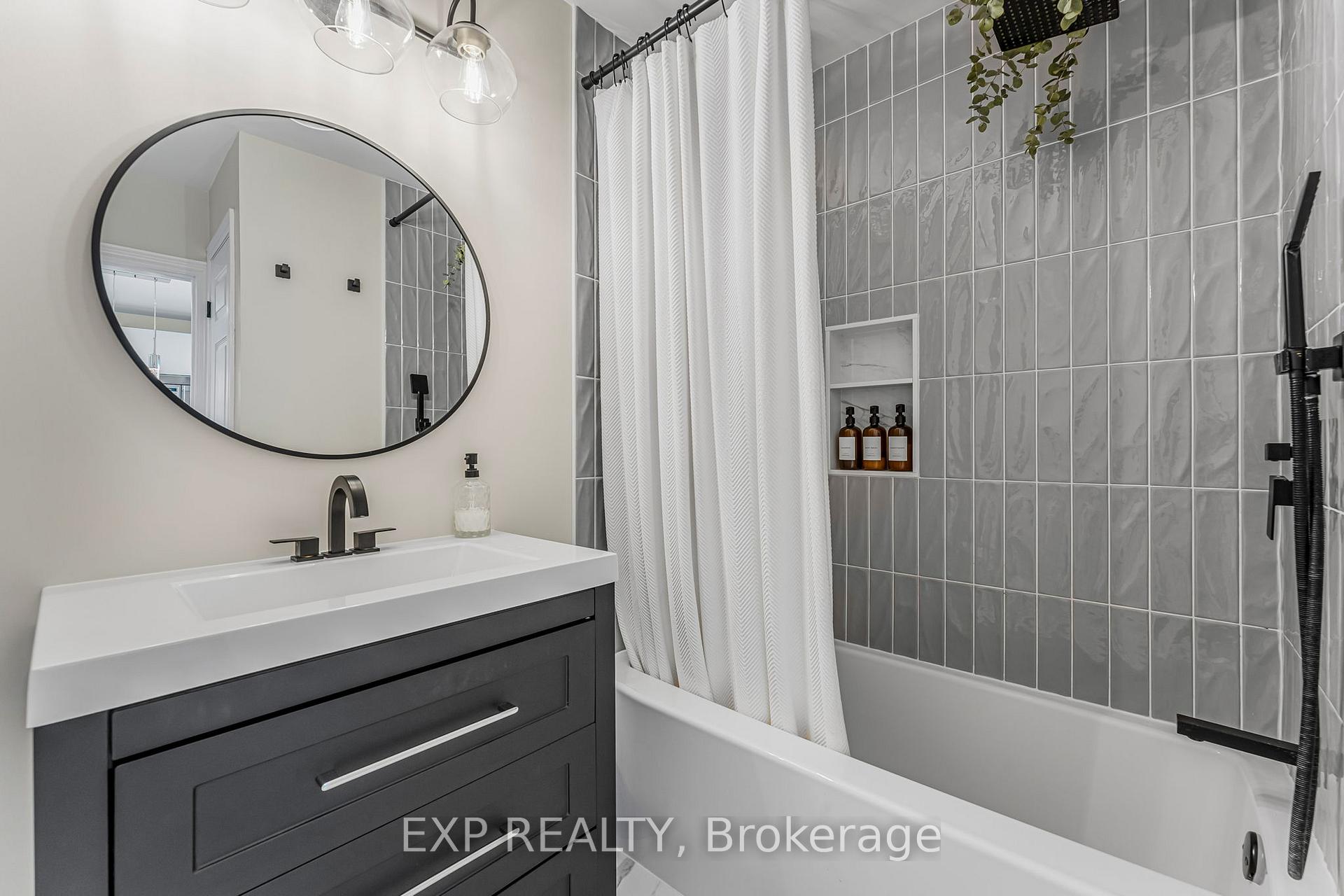 Photo 19 of 18 Elberta Street, St. Catharines, Facer — HOMEH