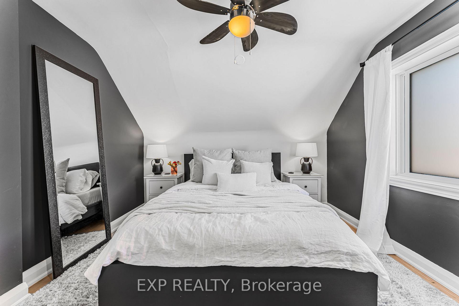 Photo 21 of 18 Elberta Street, St. Catharines, Facer — HOMEH
