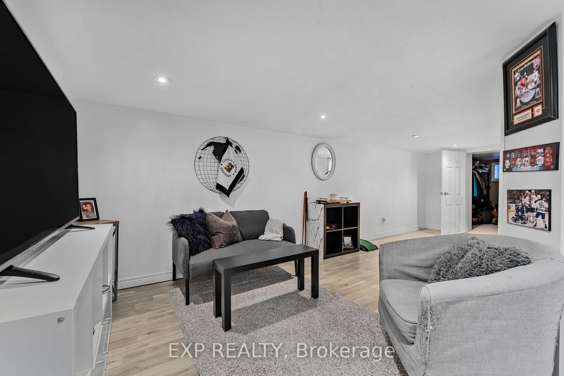 Photo 25 of 18 Elberta Street, St. Catharines, Facer — HOMEH
