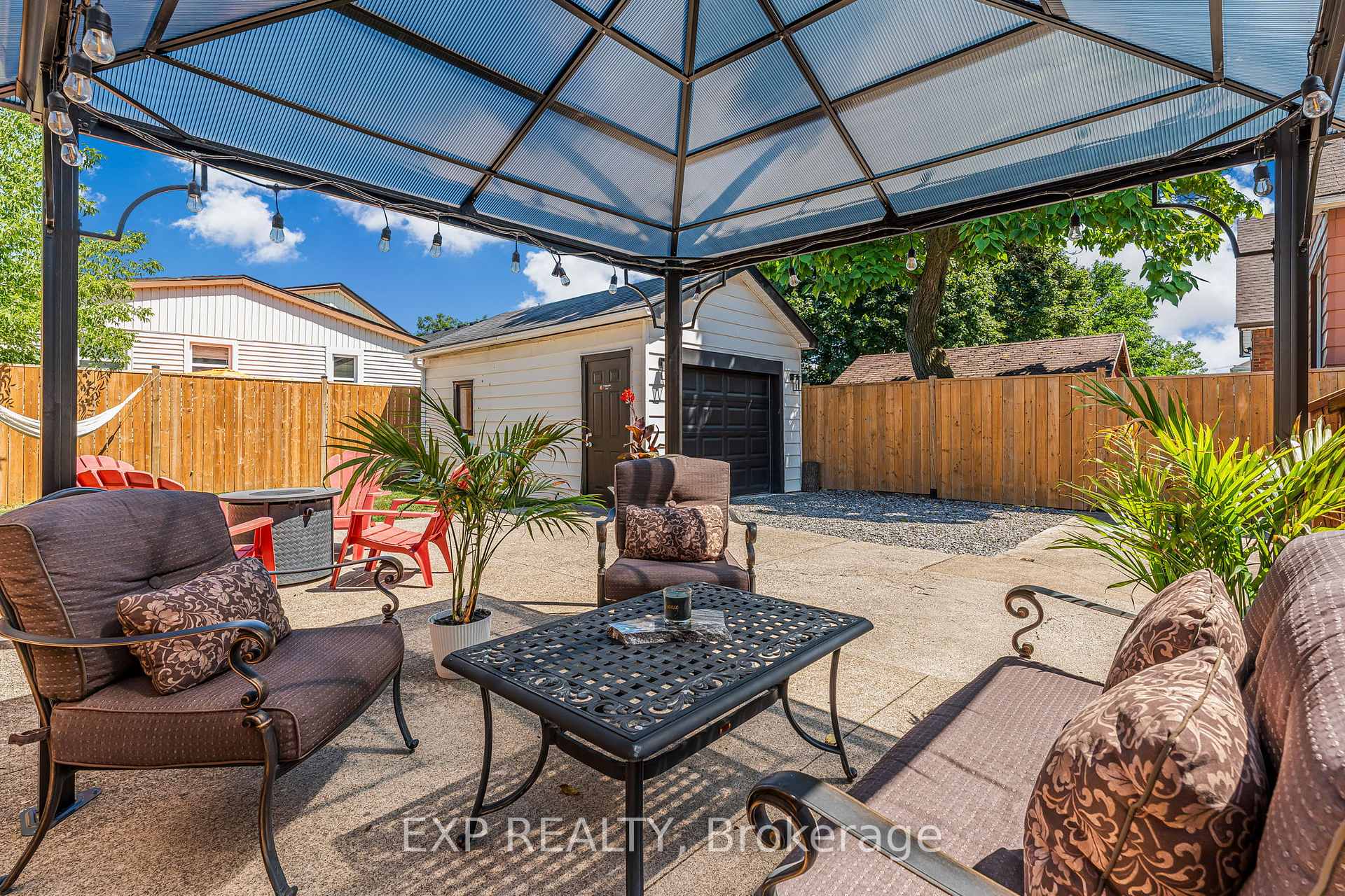 Photo 35 of 18 Elberta Street, St. Catharines, Facer — HOMEH