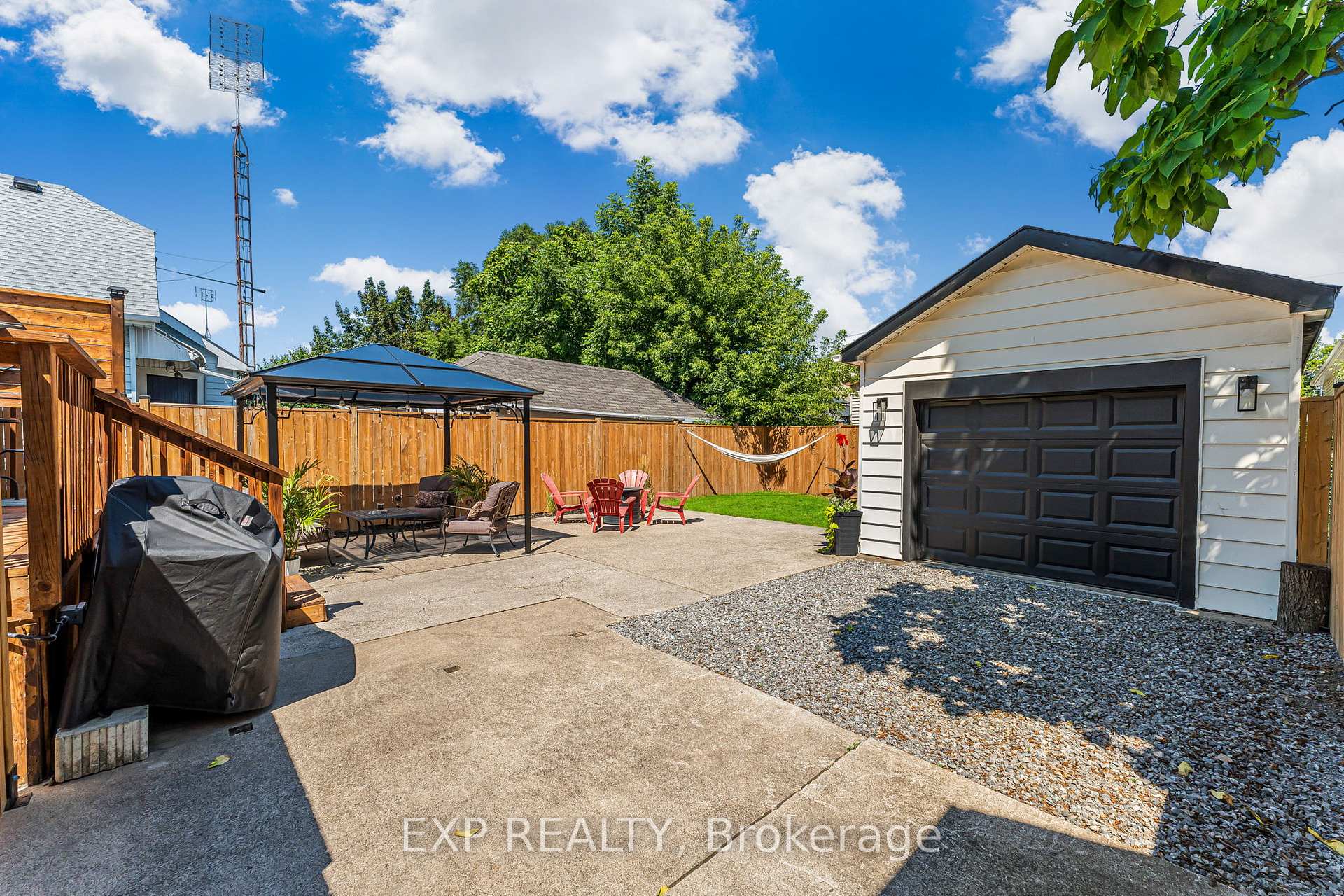 Photo 40 of 18 Elberta Street, St. Catharines, Facer — HOMEH