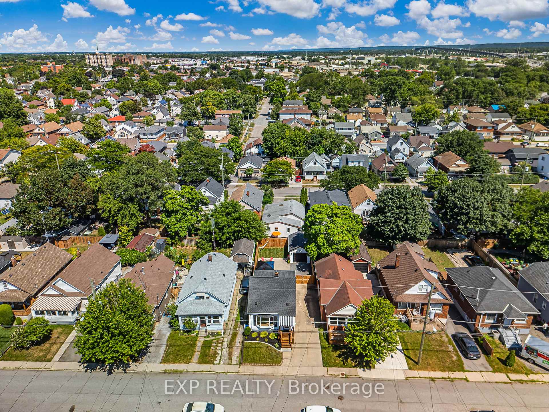 Photo 43 of 18 Elberta Street, St. Catharines, Facer — HOMEH