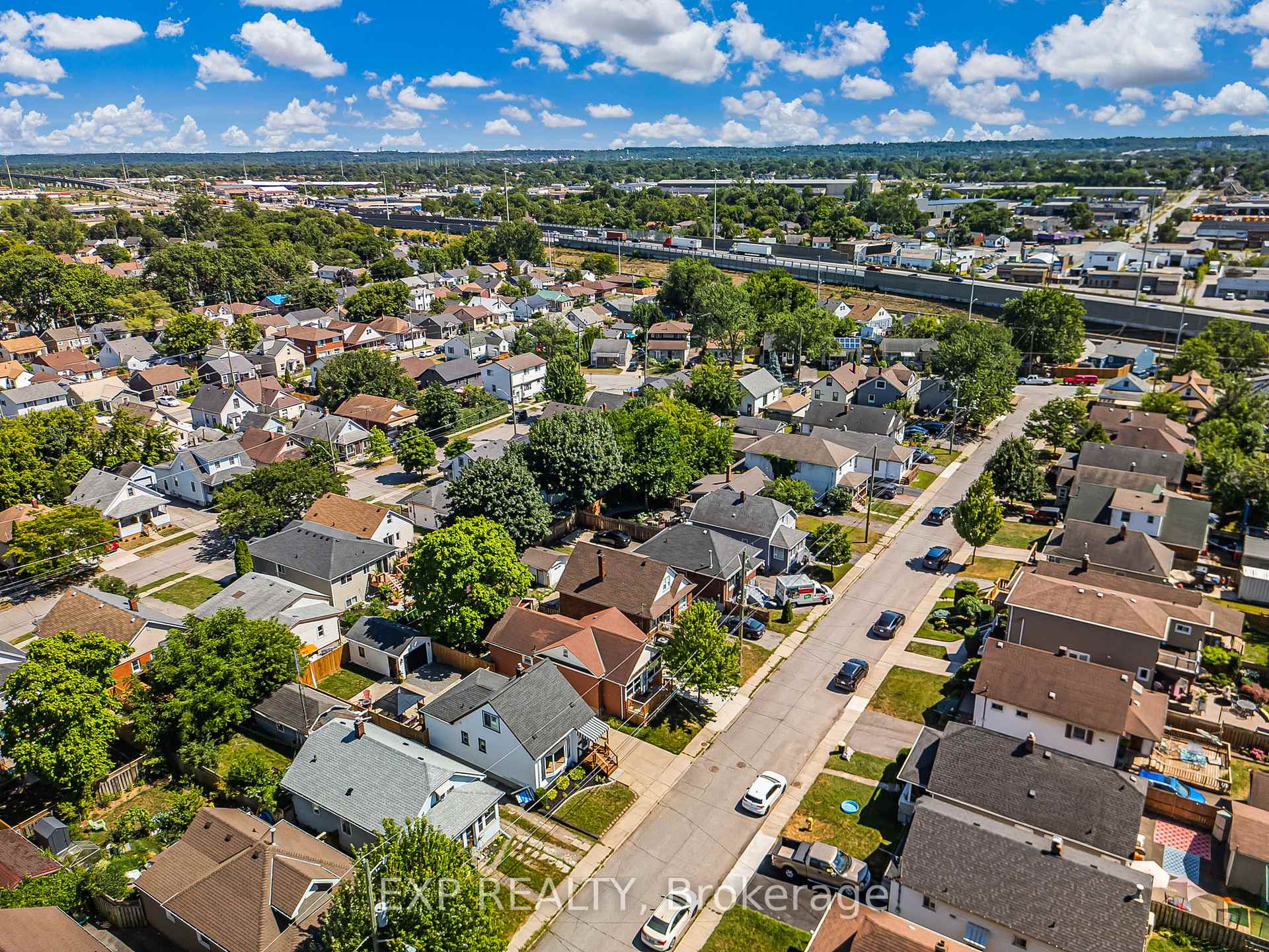Photo 47 of 18 Elberta Street, St. Catharines, Facer — HOMEH